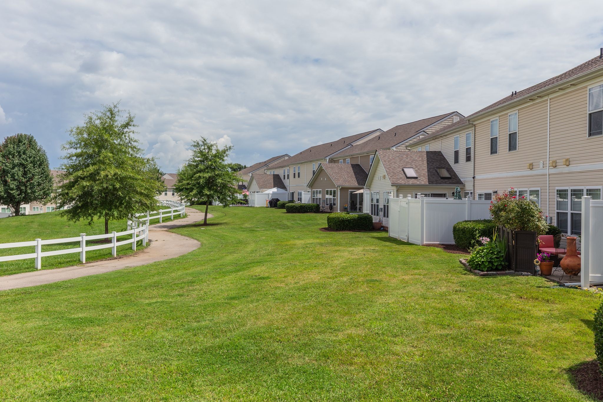 1055 Somerset Springs Dr