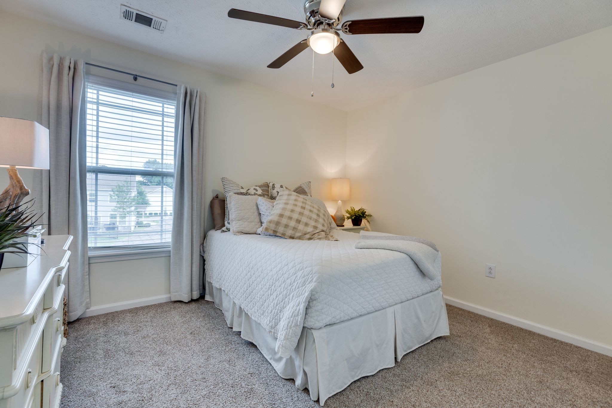 1055 Somerset Springs Dr