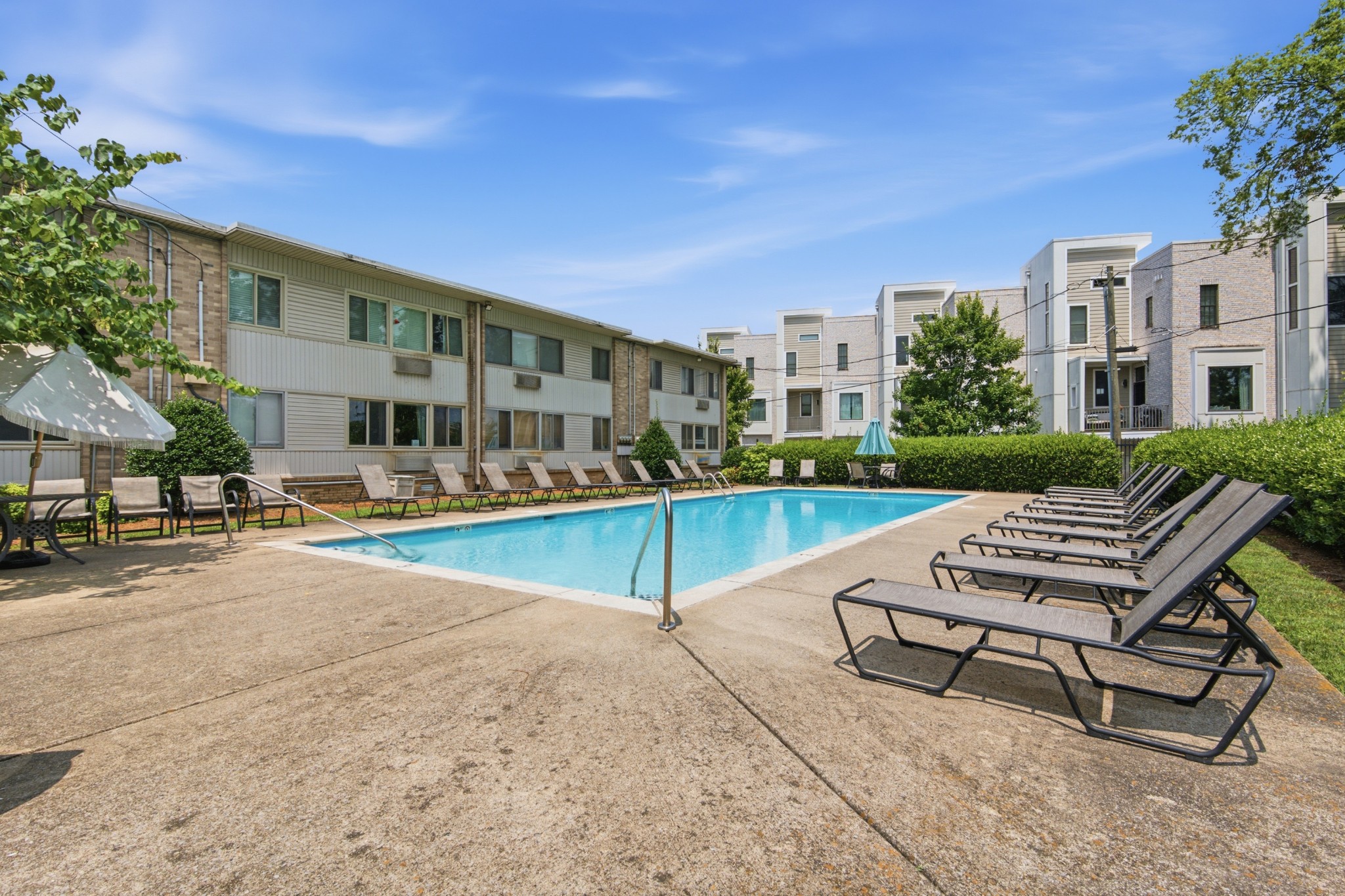 2020 Beech Ave Unit: A11