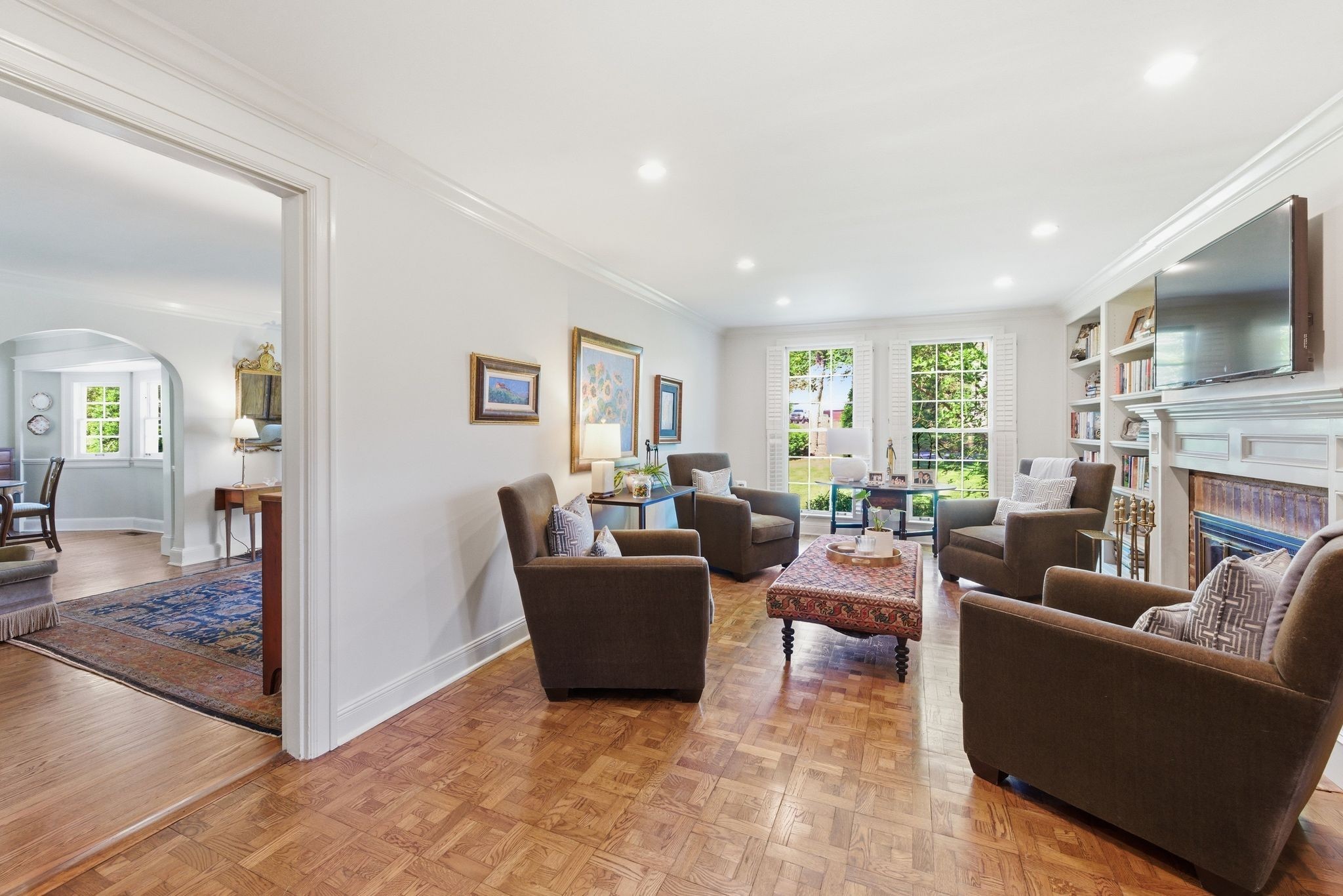 200 Brookfield Ave