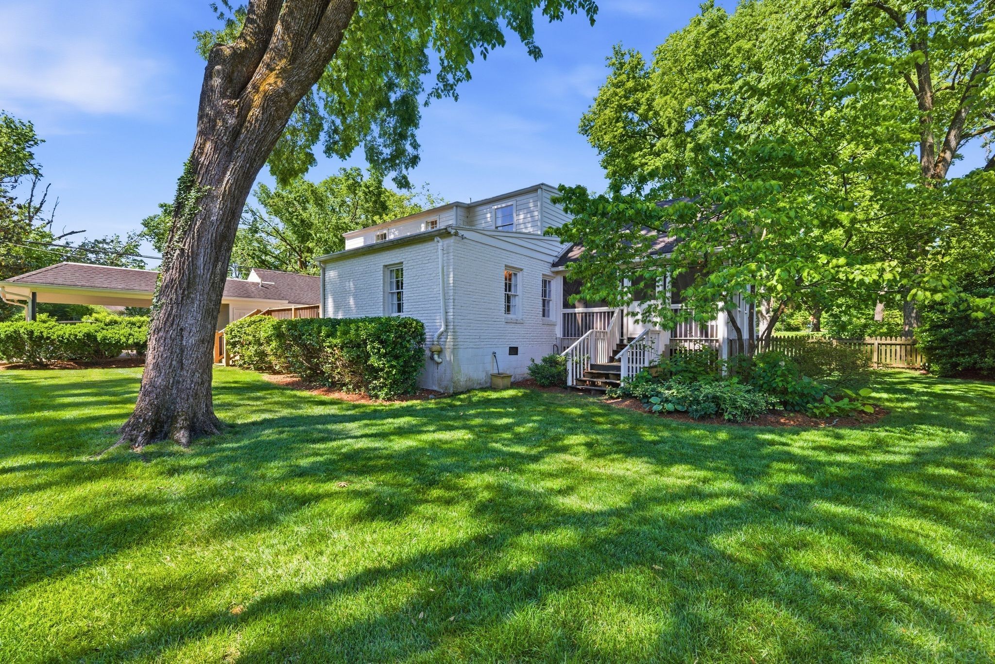 200 Brookfield Ave
