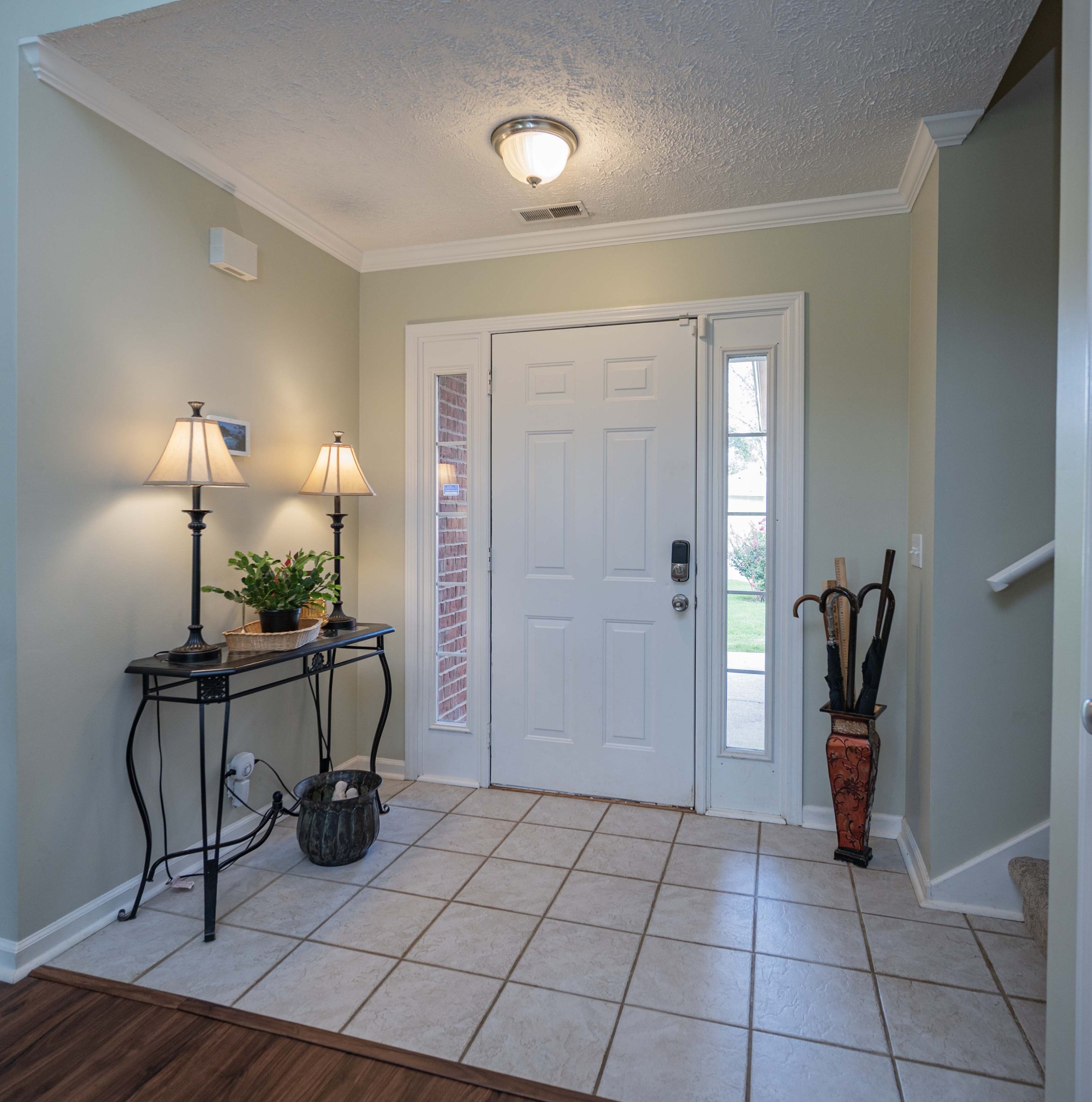 1205 Edgewood Ct