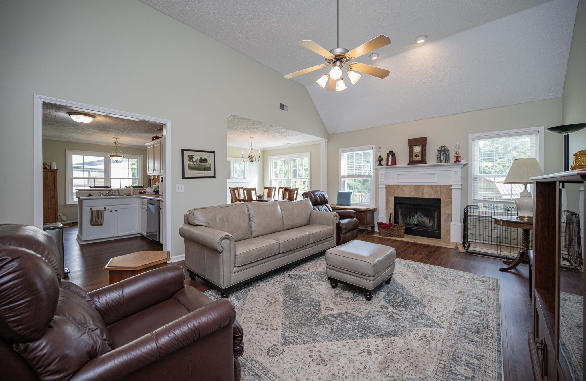 1205 Edgewood Ct