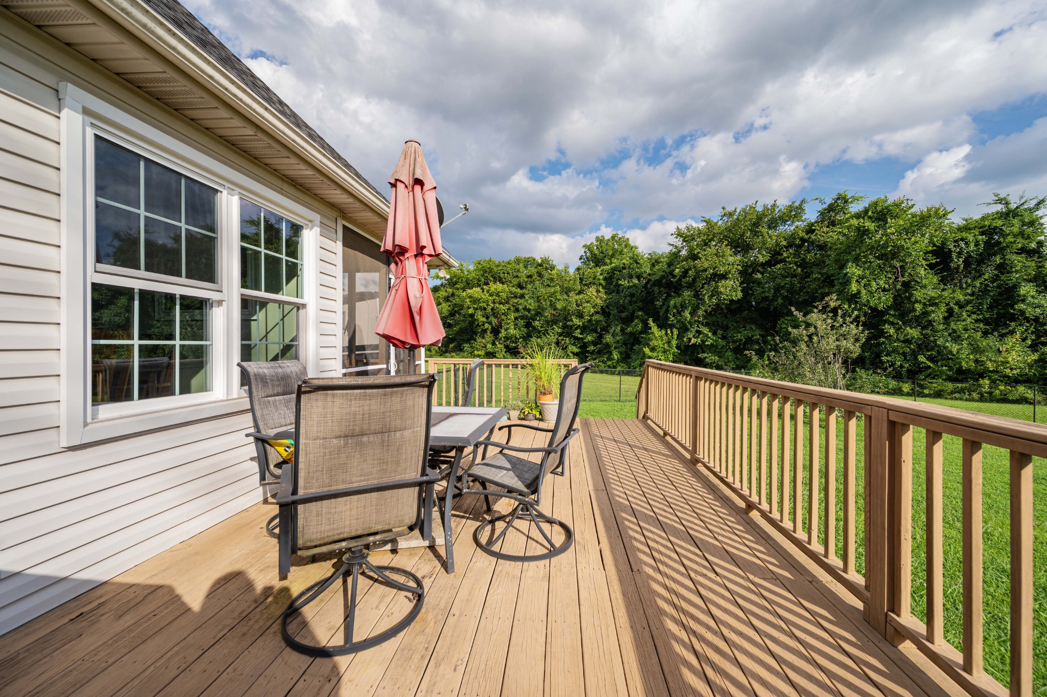 1205 Edgewood Ct