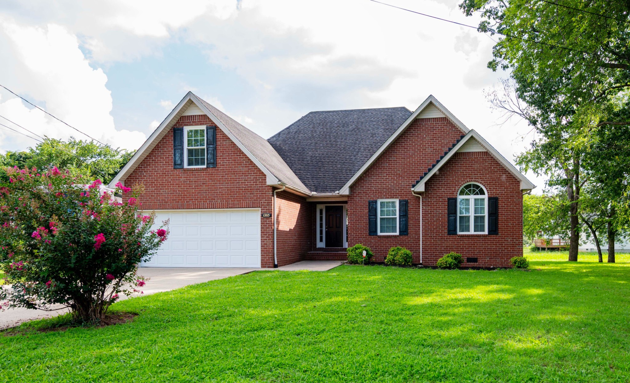 1205 Edgewood Ct