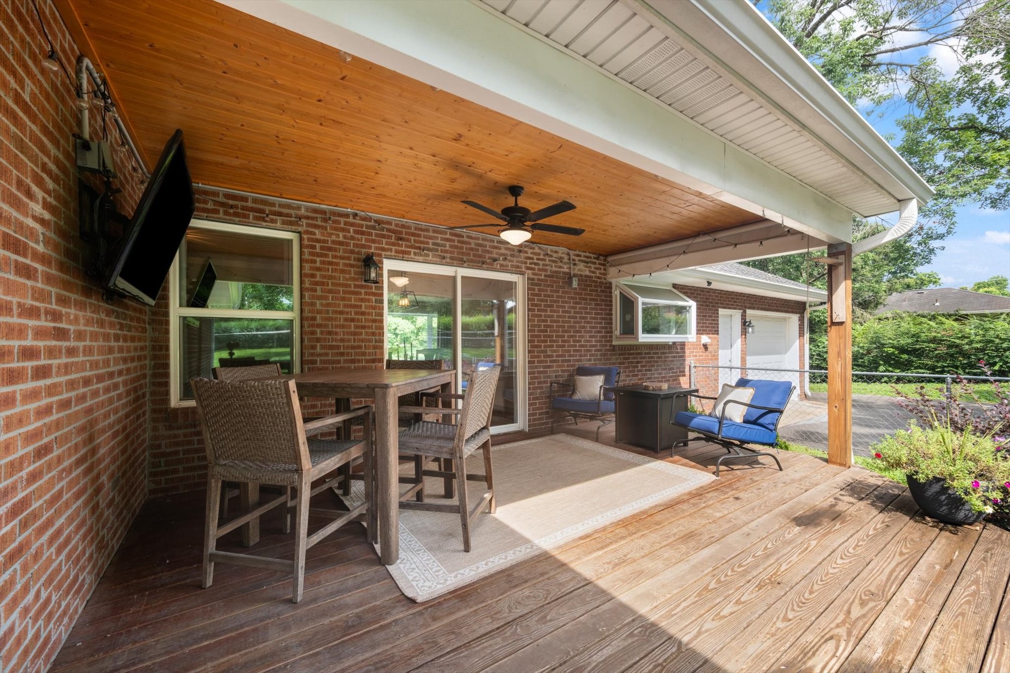 3109 Hunters Hill Rd