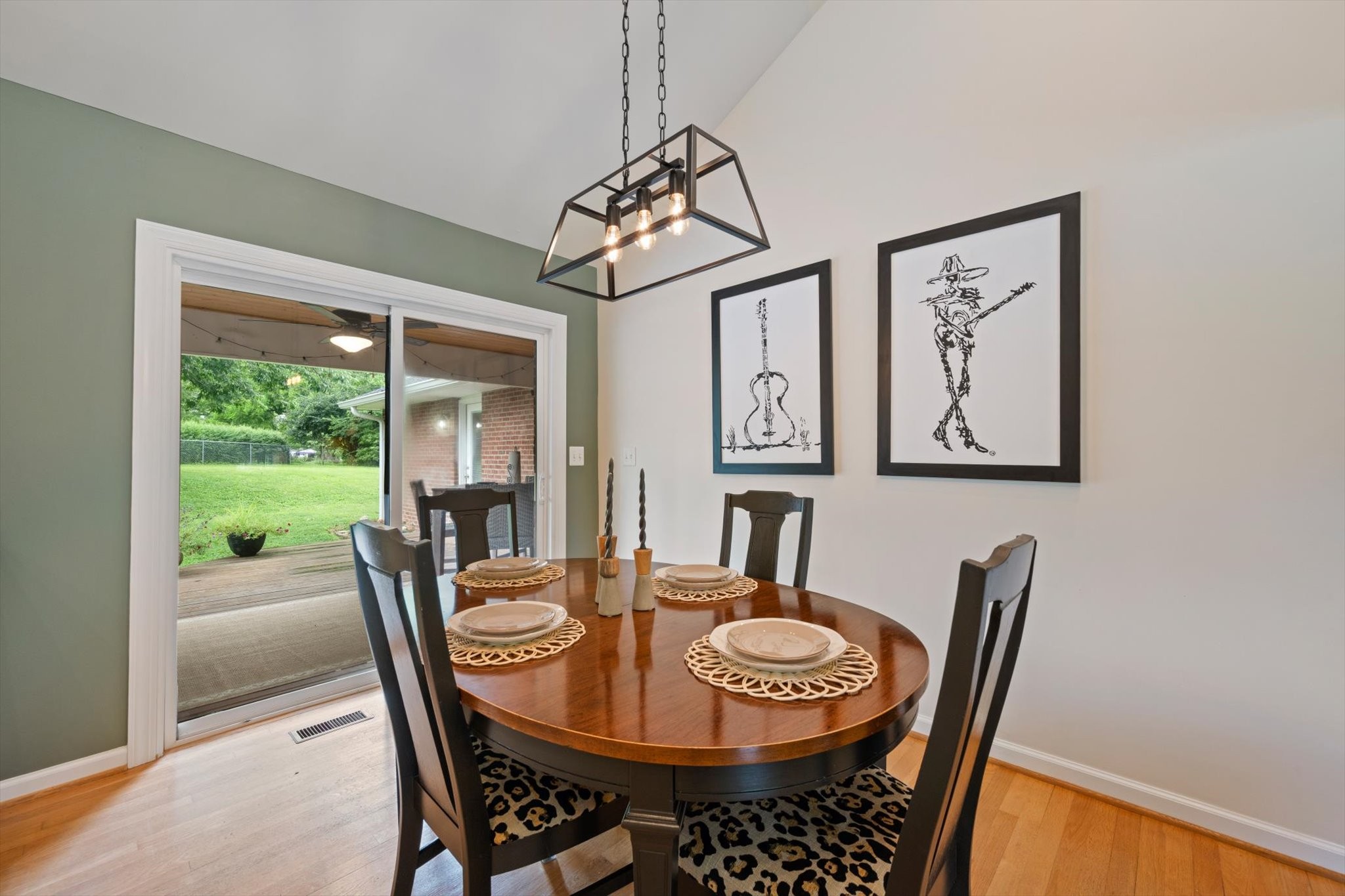 3109 Hunters Hill Rd