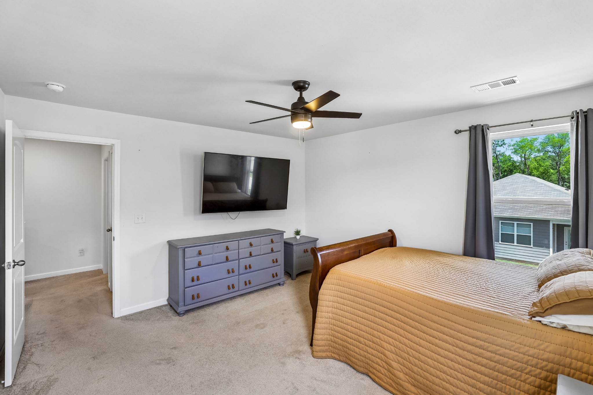 213 River Forest Dr