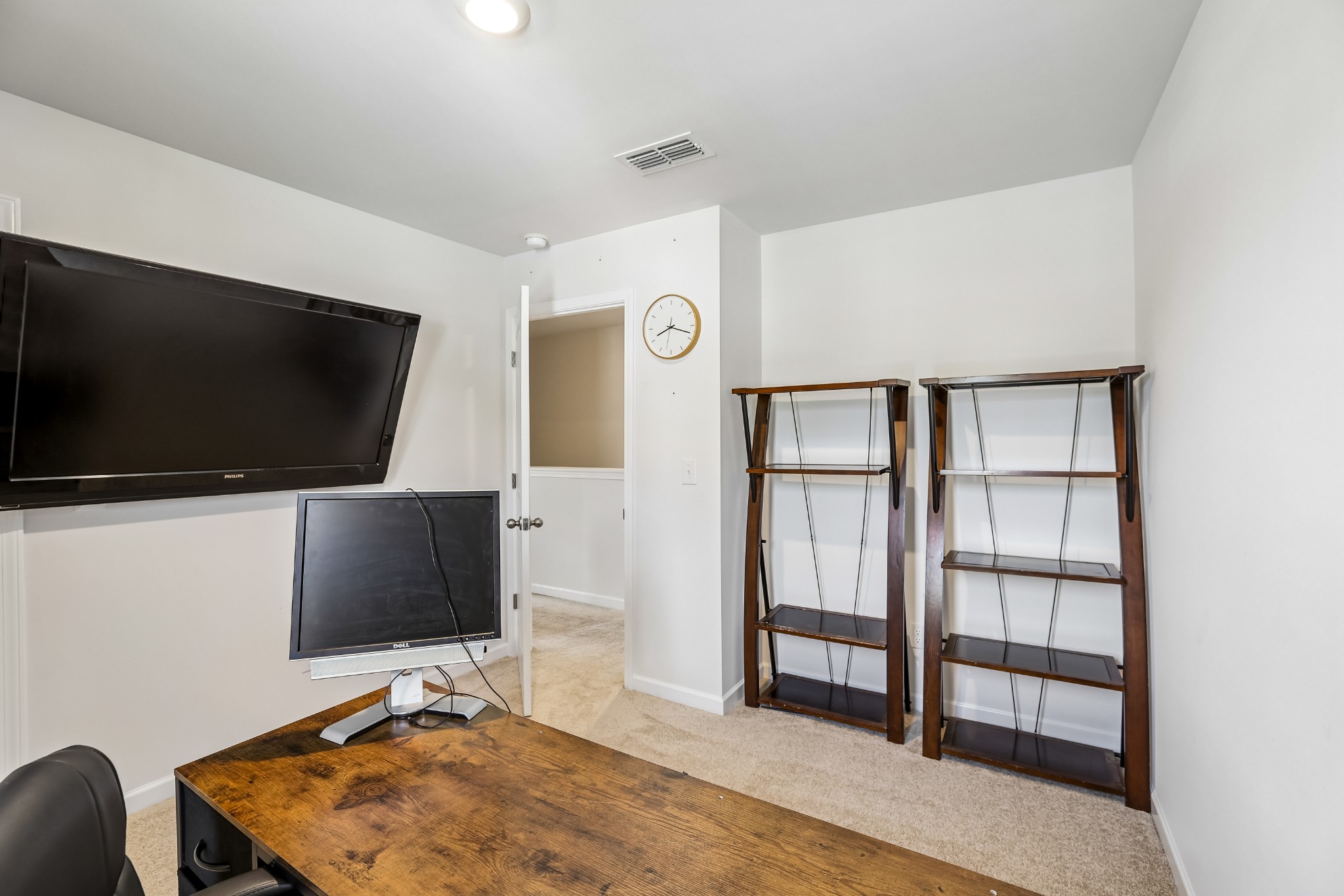 213 River Forest Dr