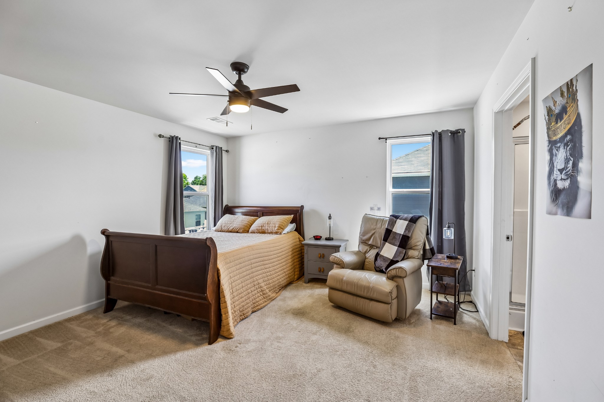 213 River Forest Dr