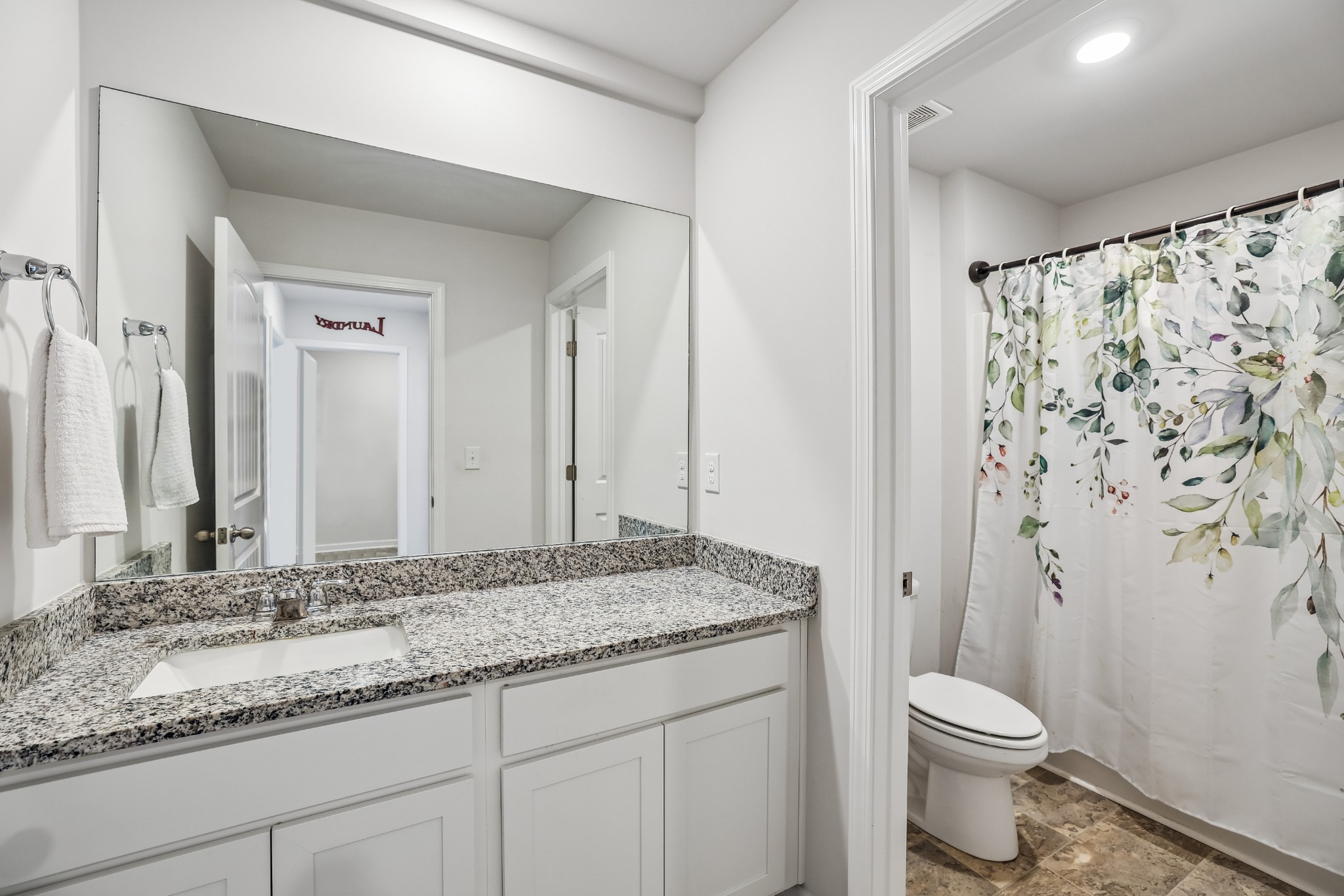 213 River Forest Dr