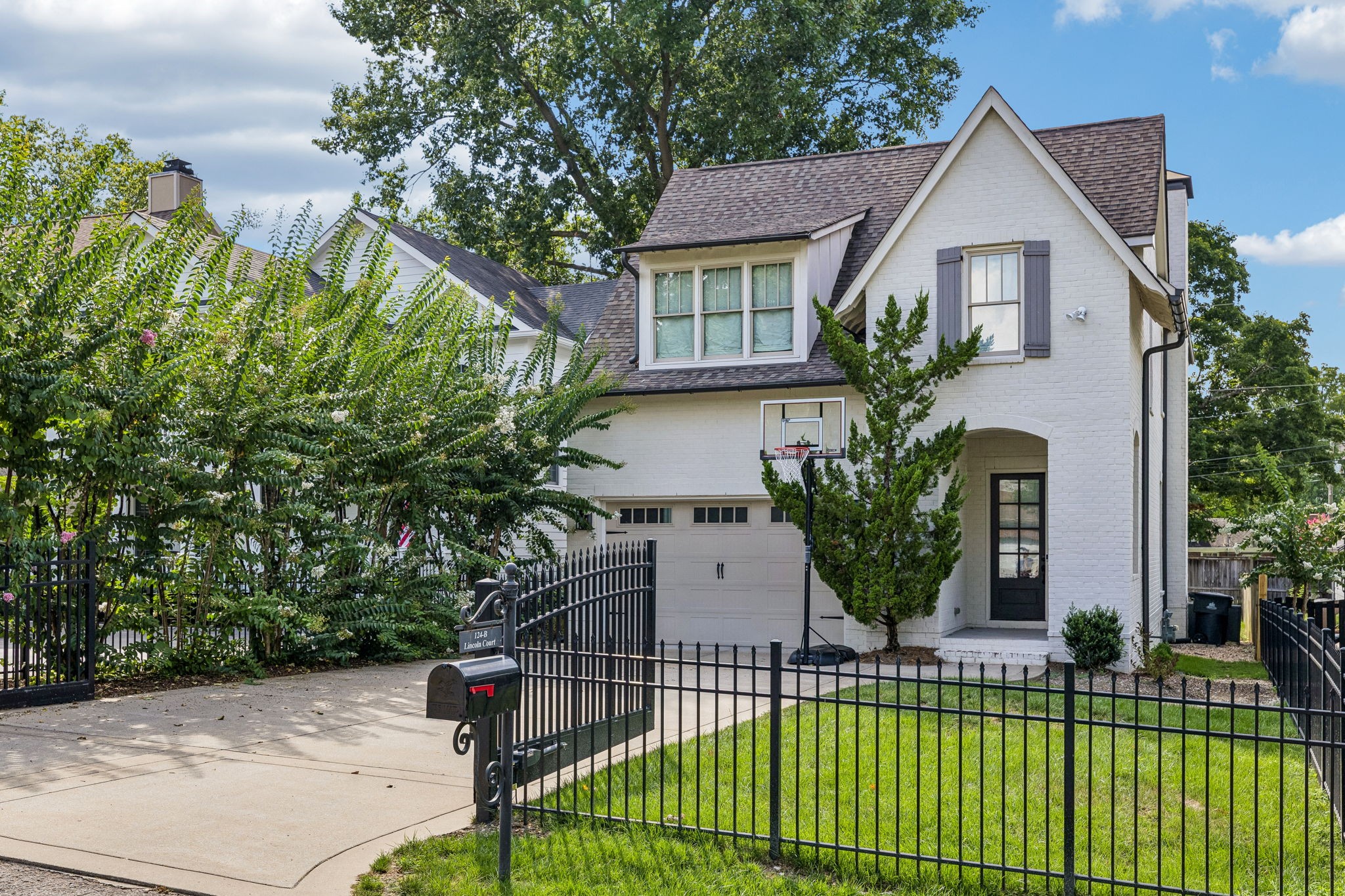 124B Lincoln Ct