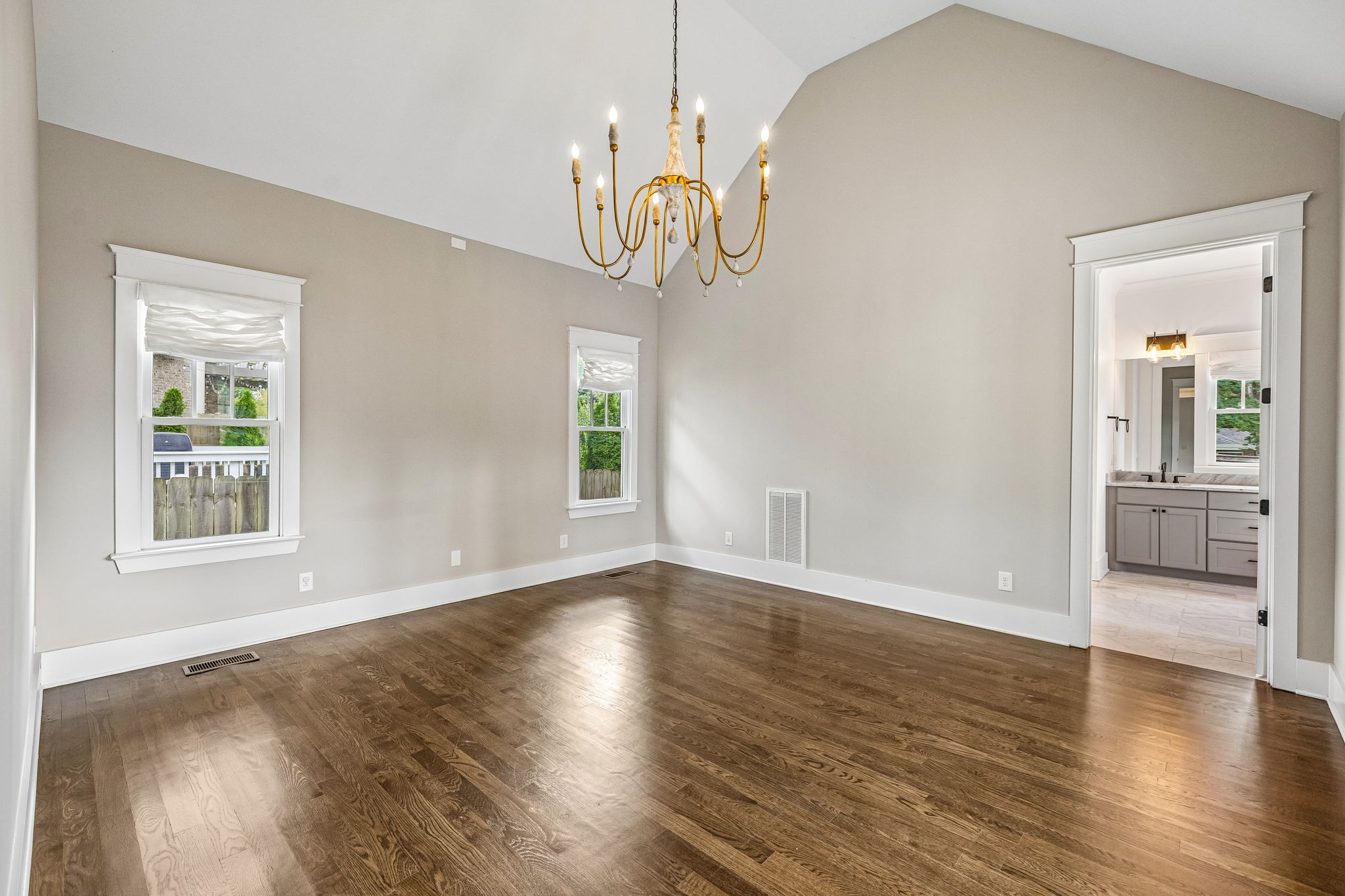 124B Lincoln Ct