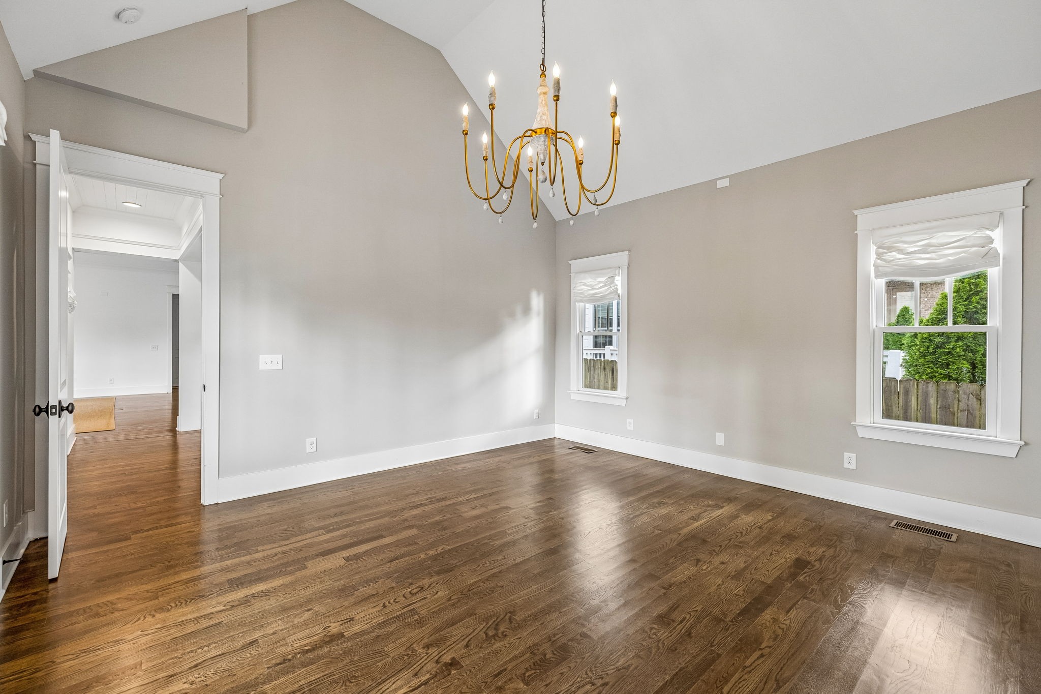 124B Lincoln Ct