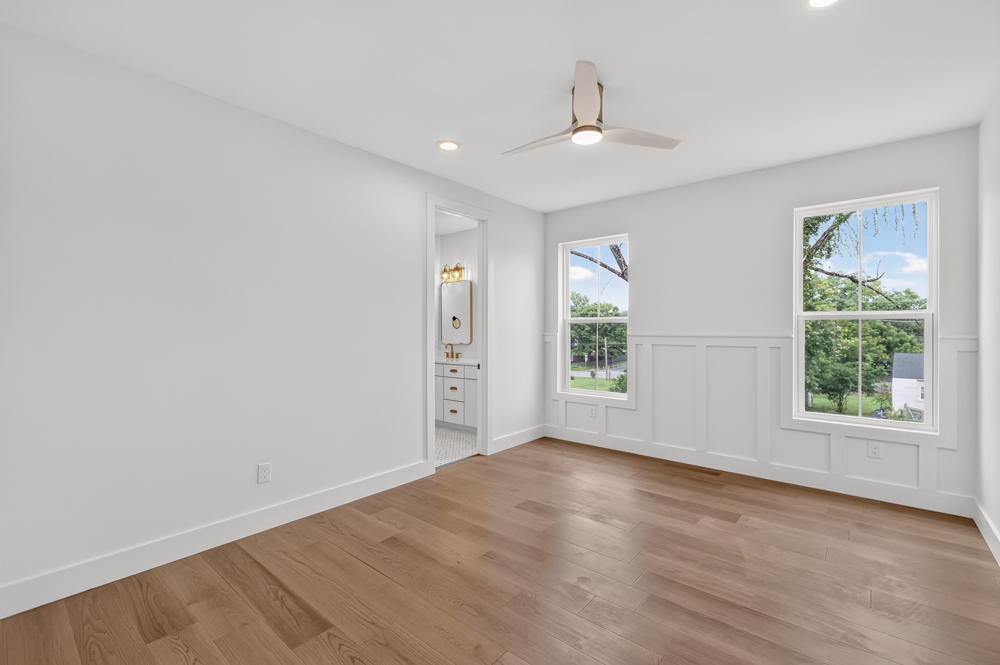 60A Creighton Ave