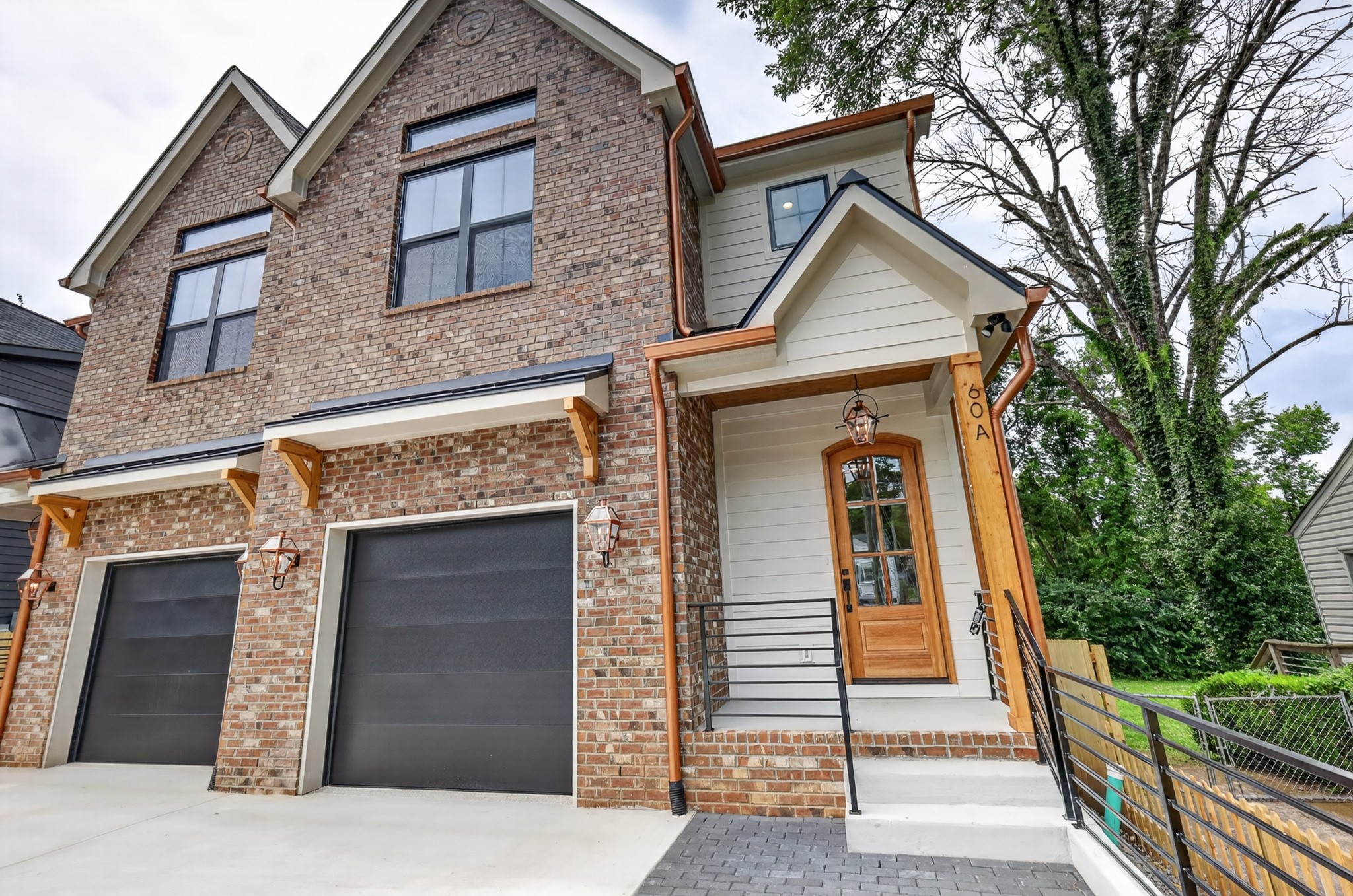 60A Creighton Ave