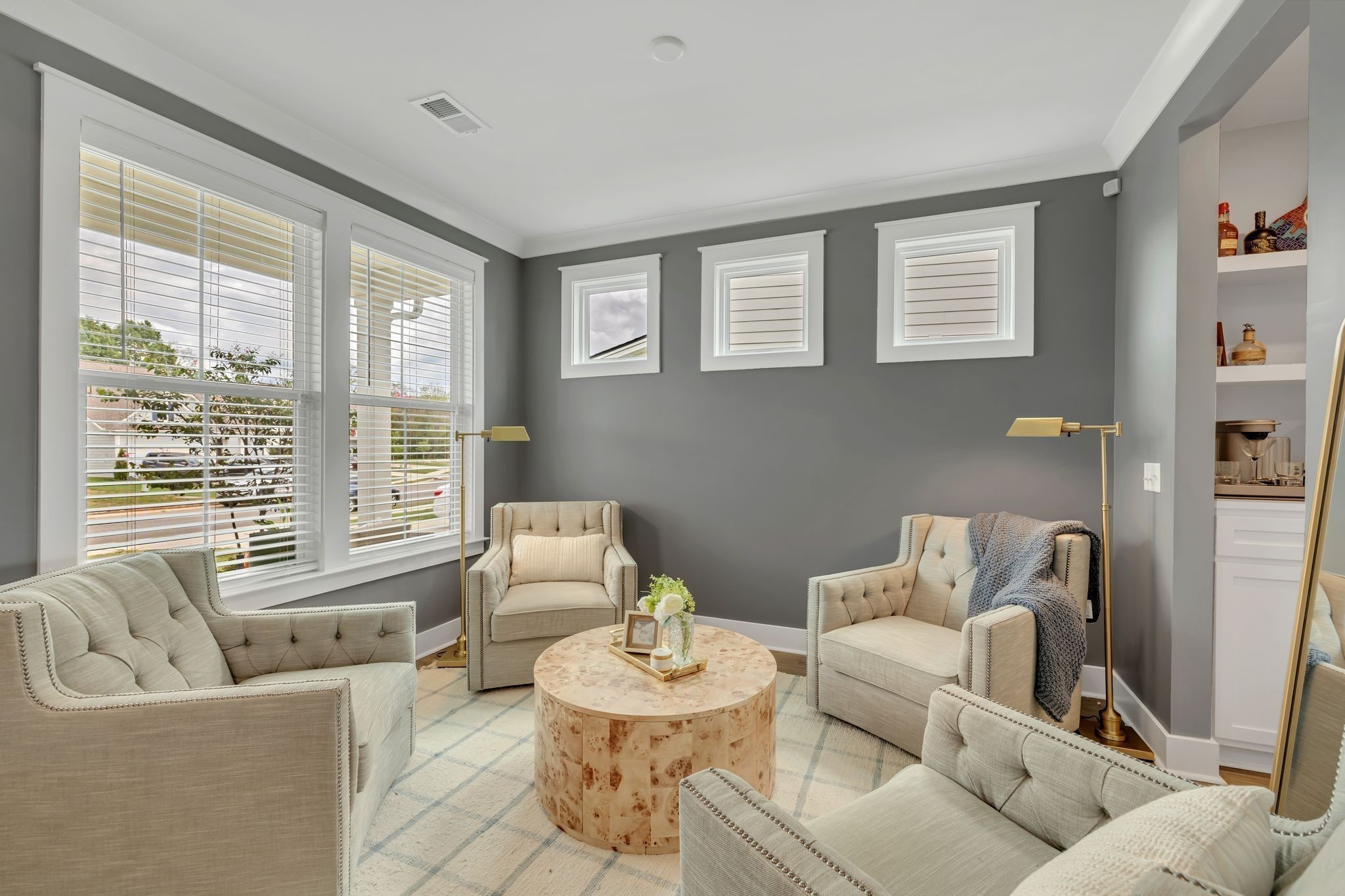 262 Cornice Dr