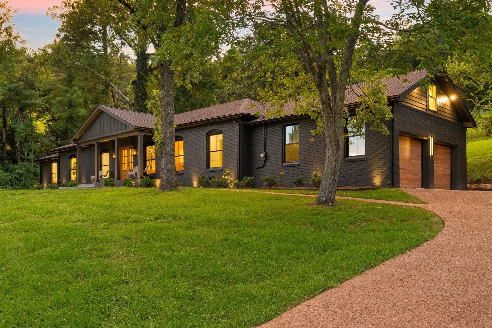836 Forest Hills Dr
