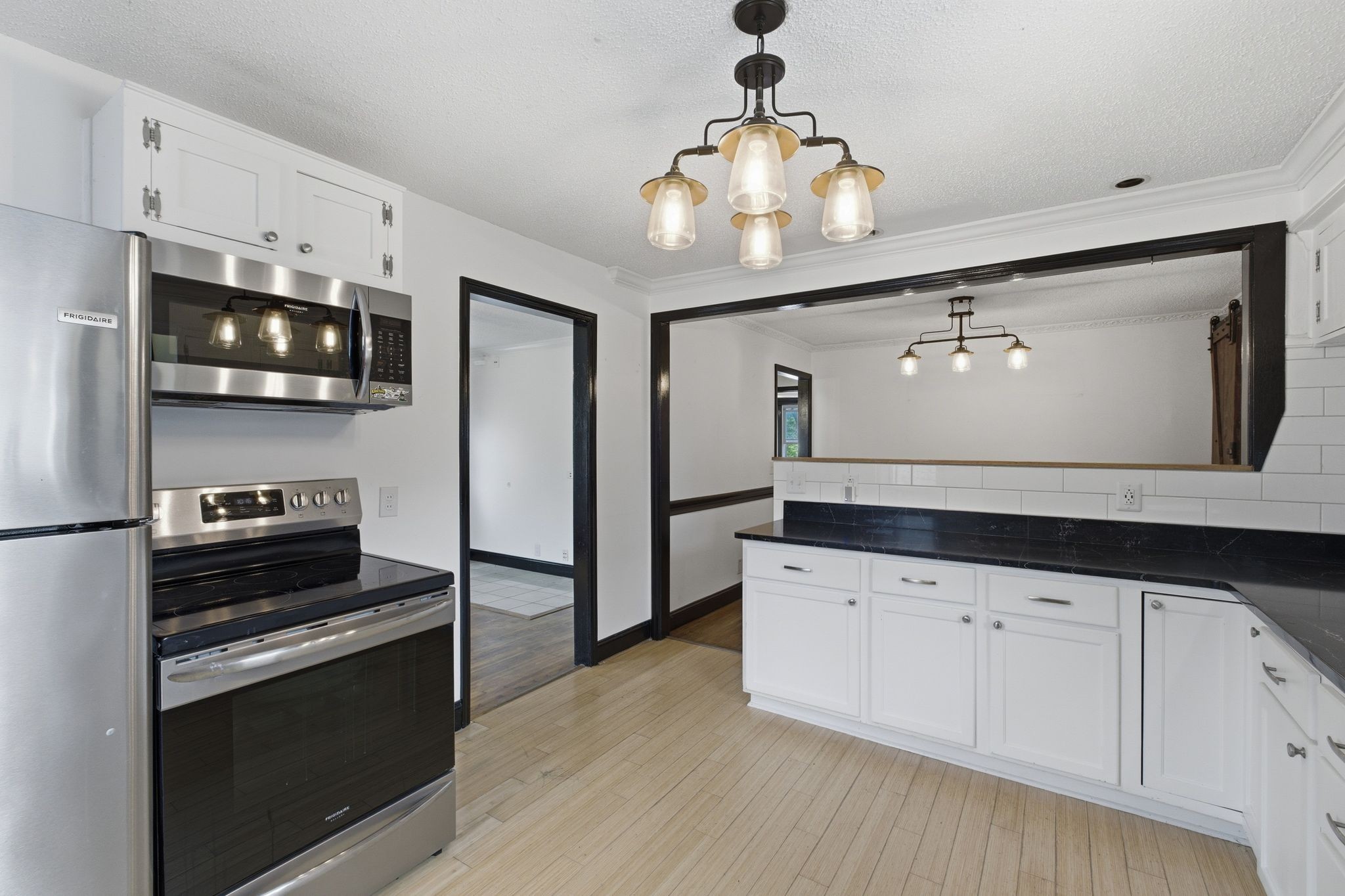 952 Colfax Drive