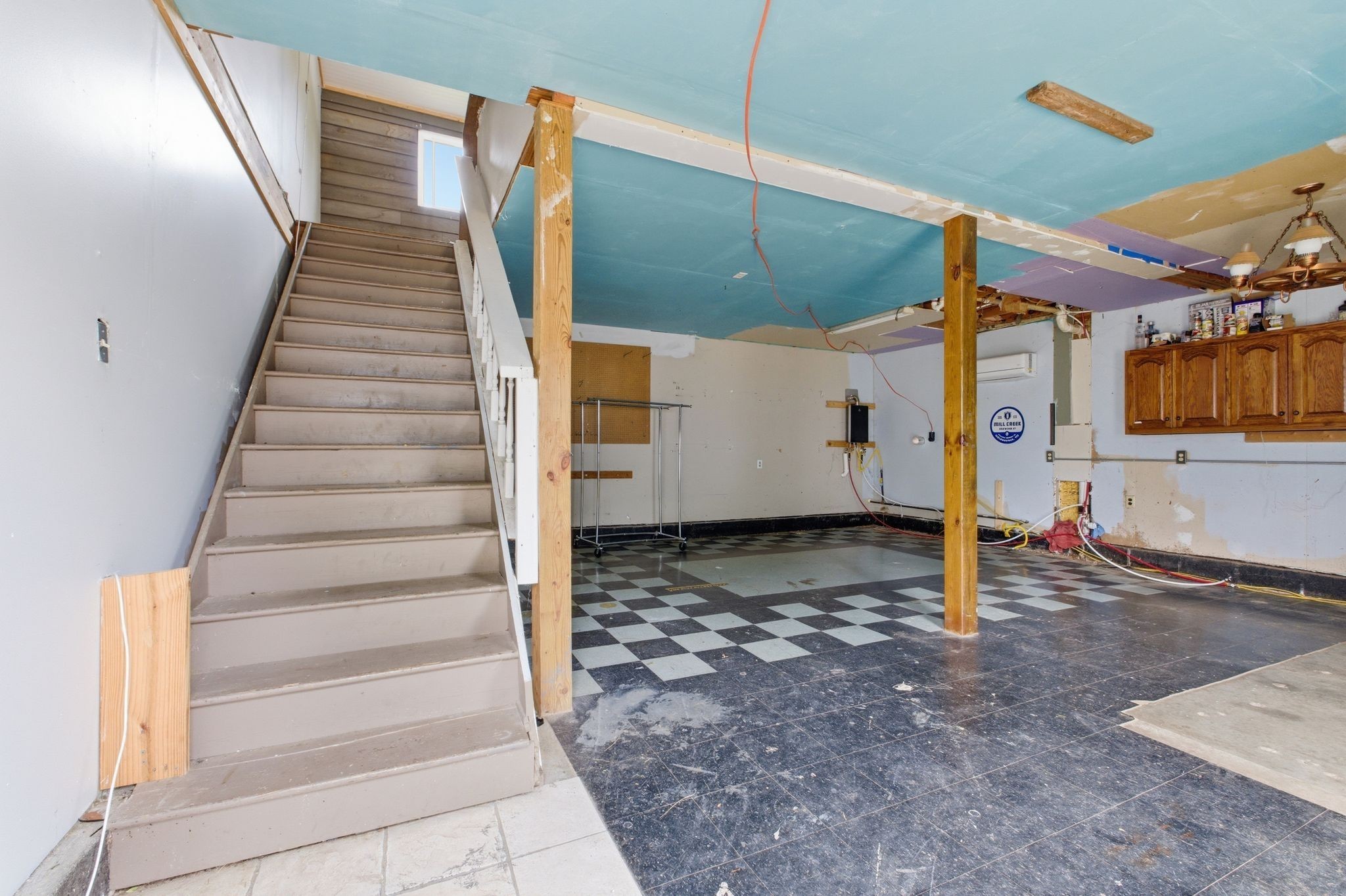 952 Colfax Drive