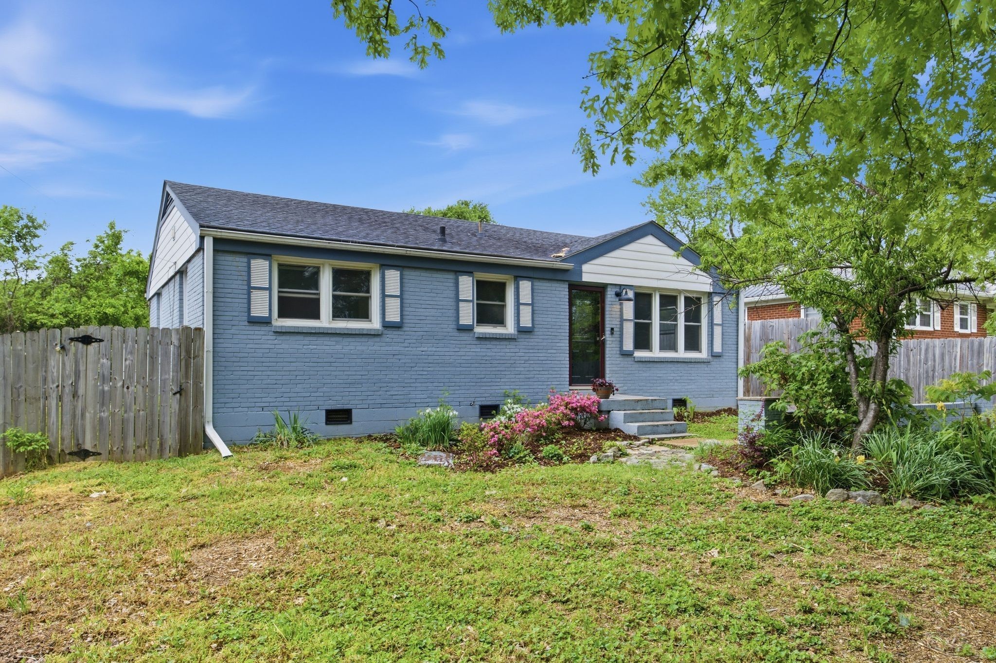 952 Colfax Drive