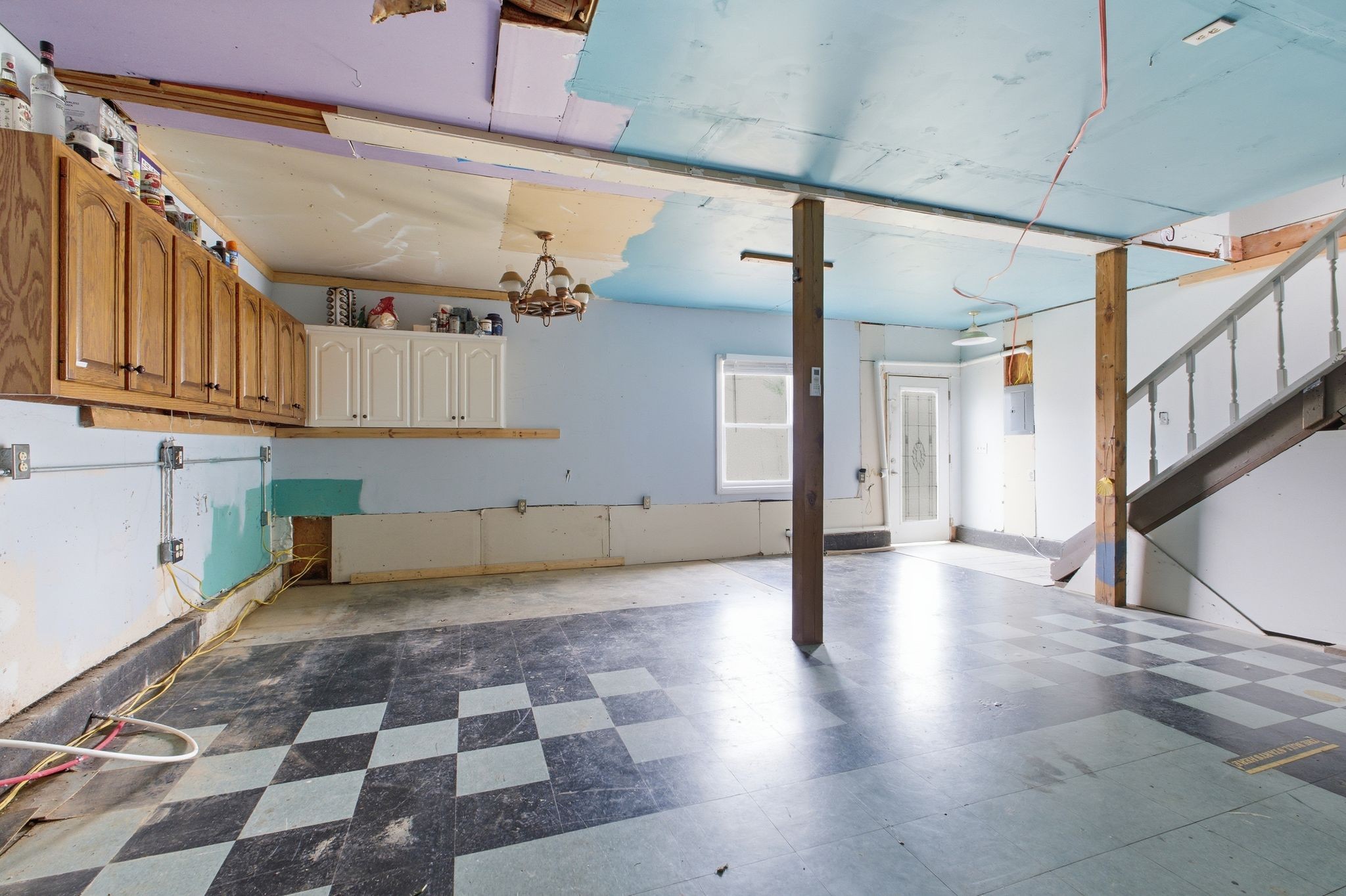 952 Colfax Drive