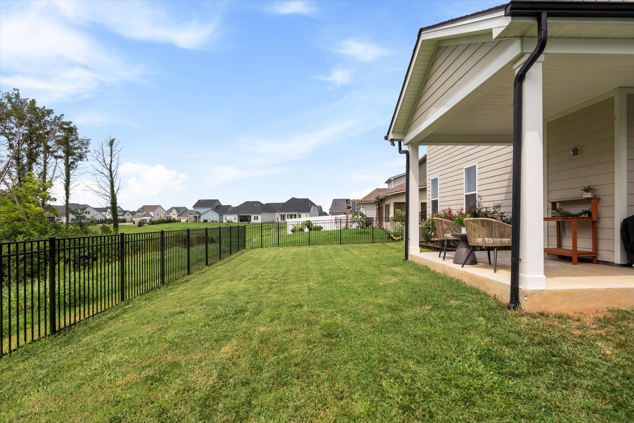 3124 Chatfield Dr