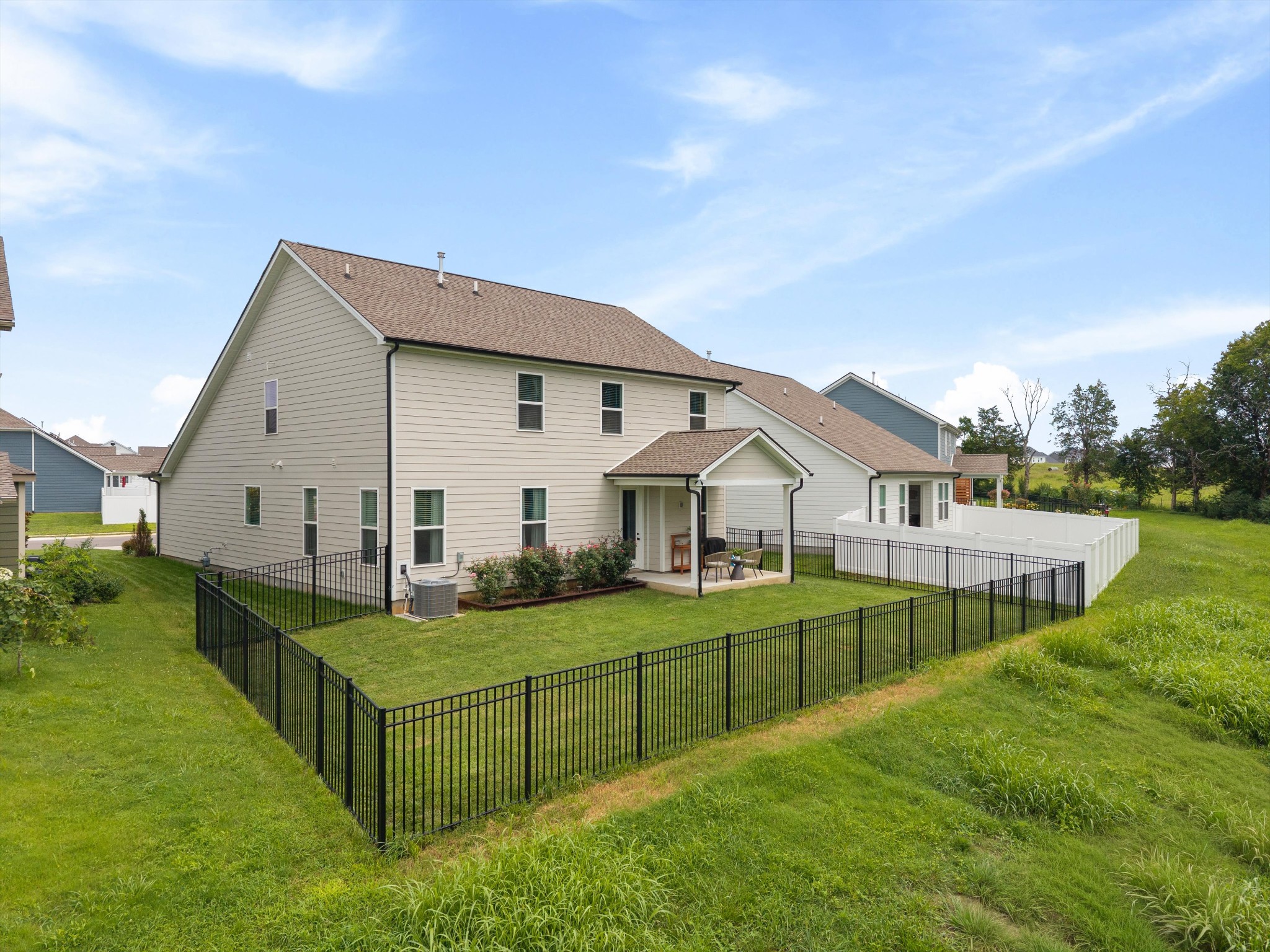 3124 Chatfield Dr