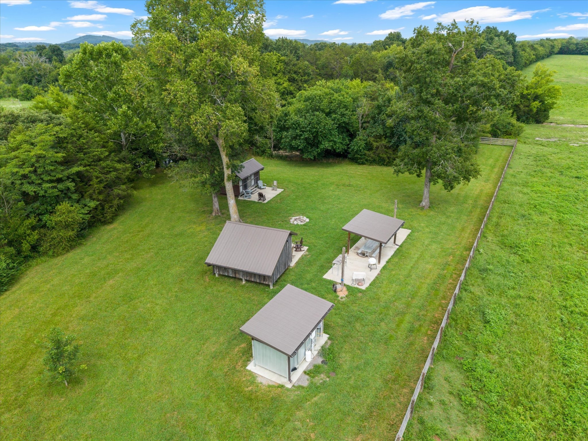 221 Eady Rd