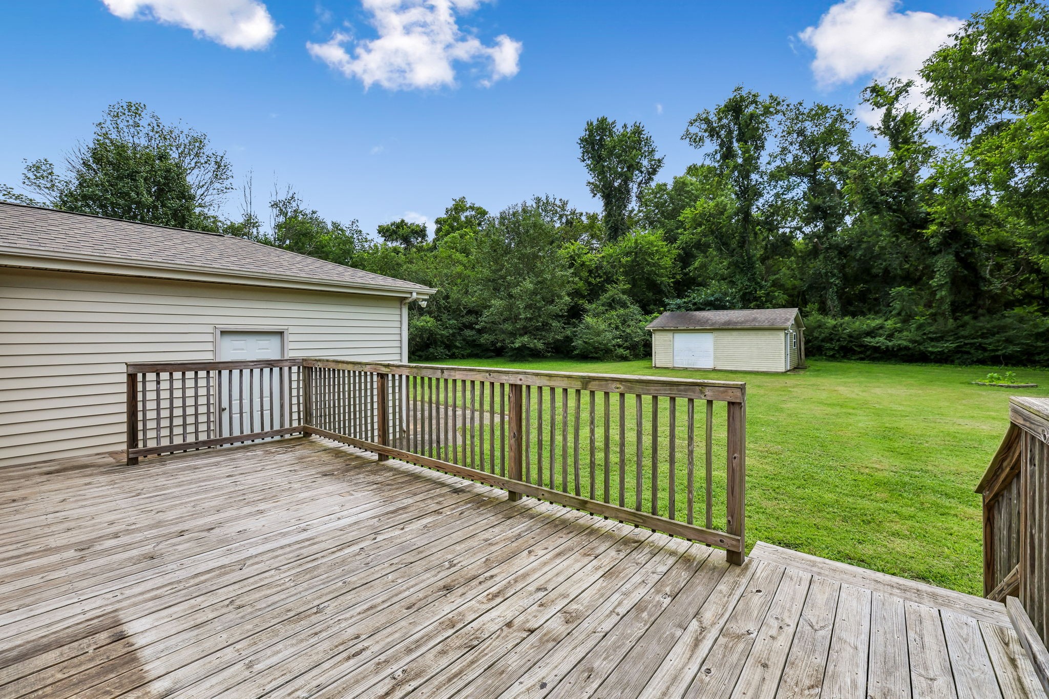 2724 Fawnwood Dr