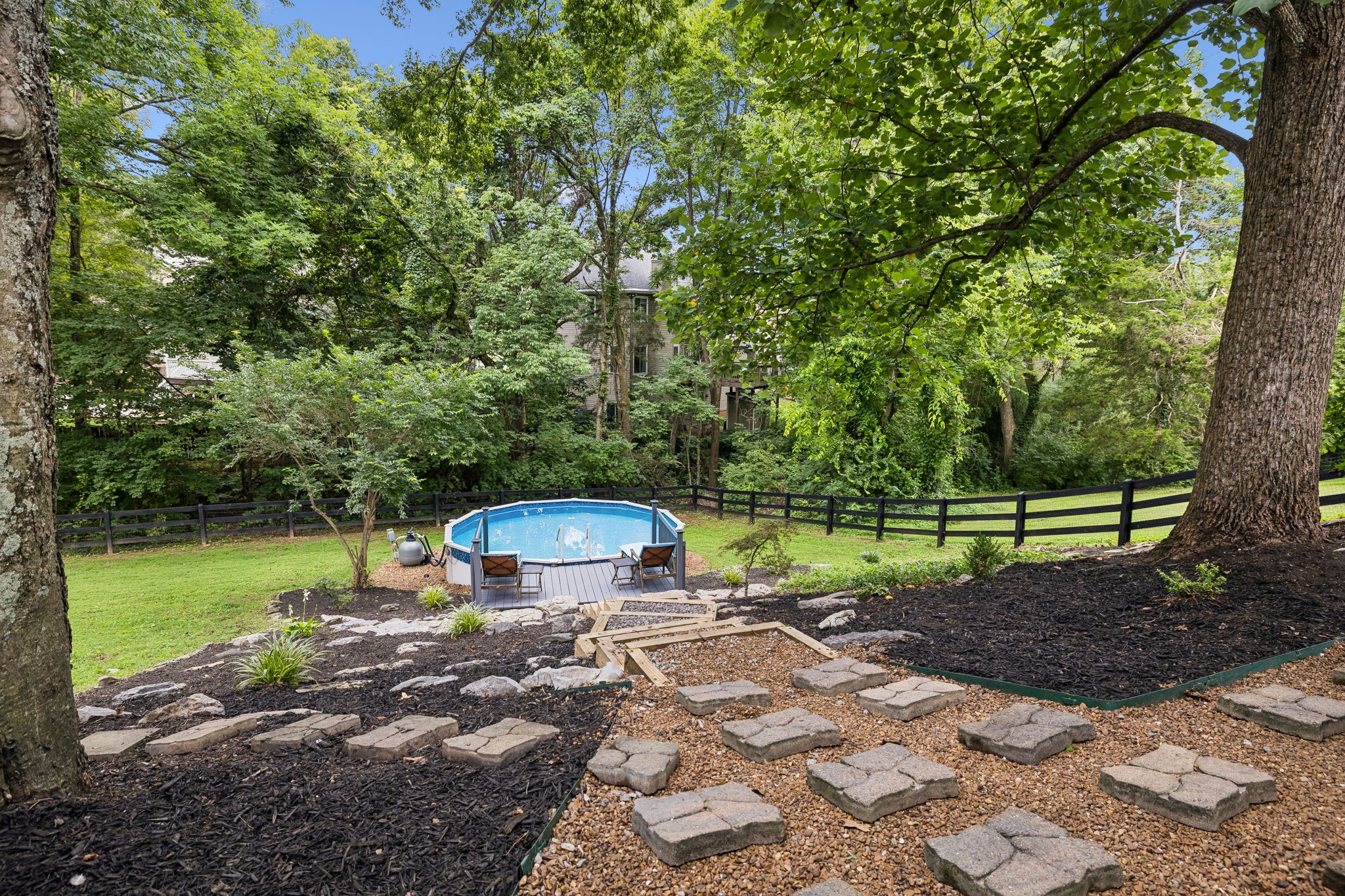 5915 Kinsdale Dr
