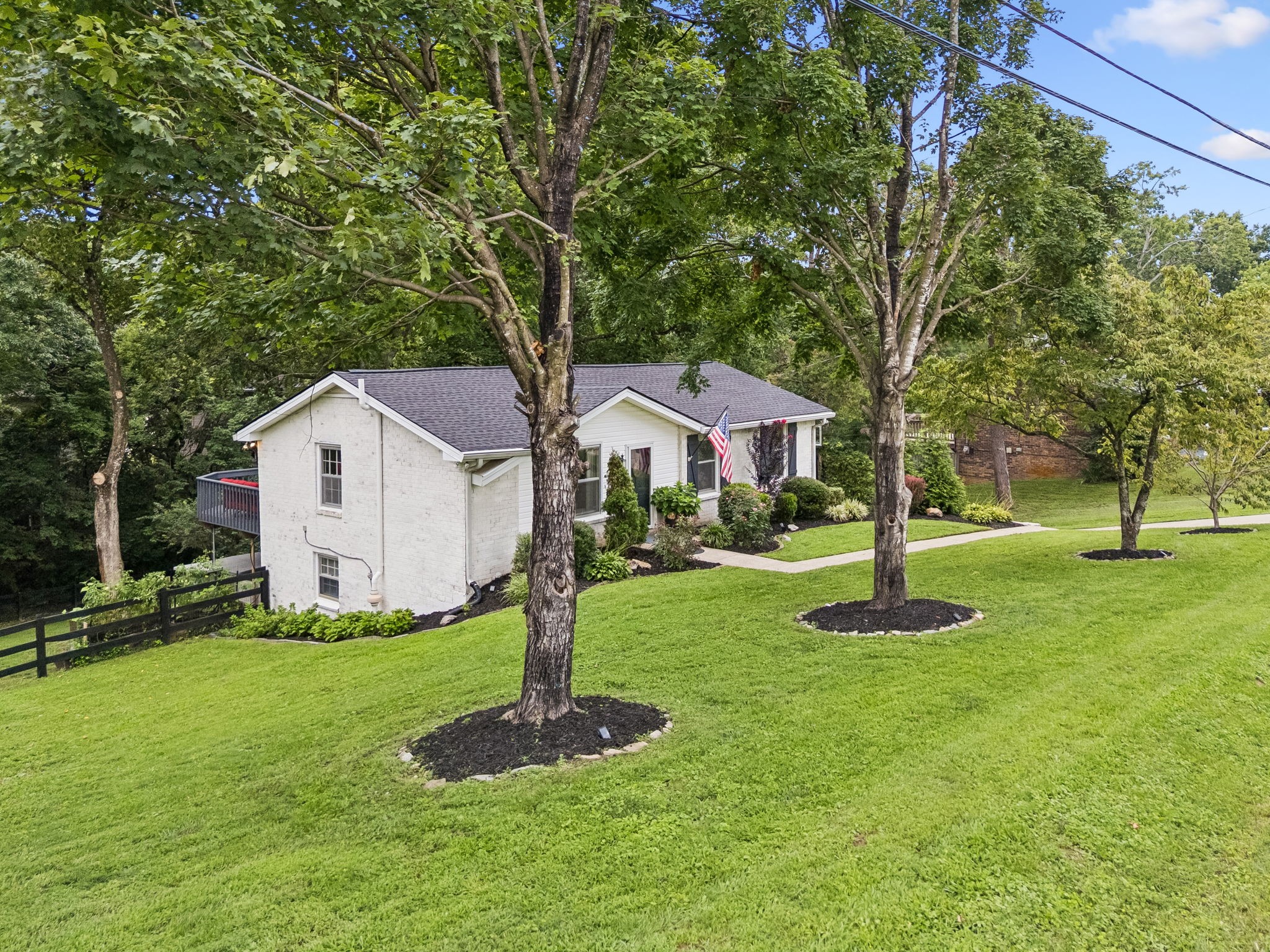 5915 Kinsdale Dr