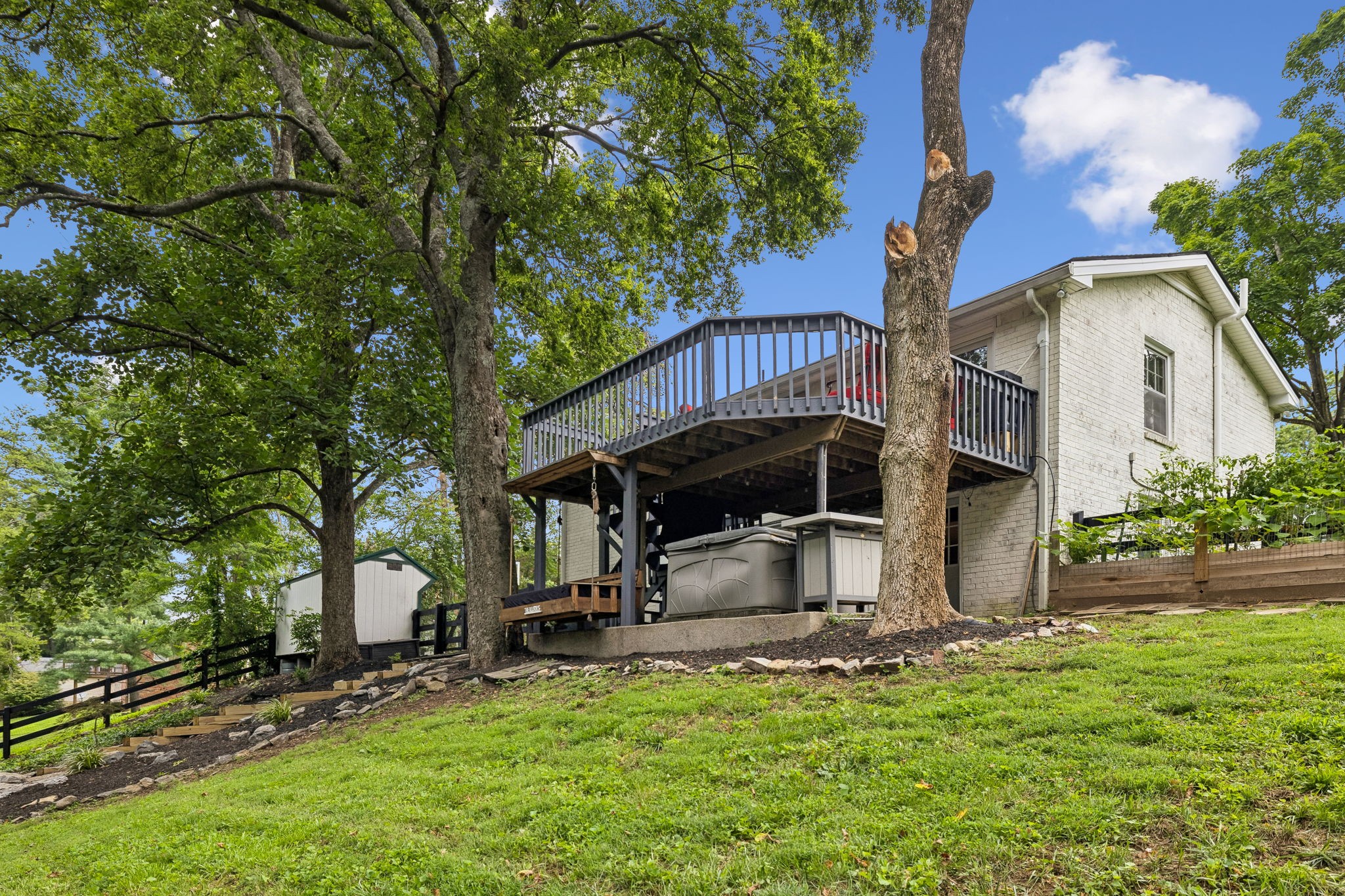 5915 Kinsdale Dr