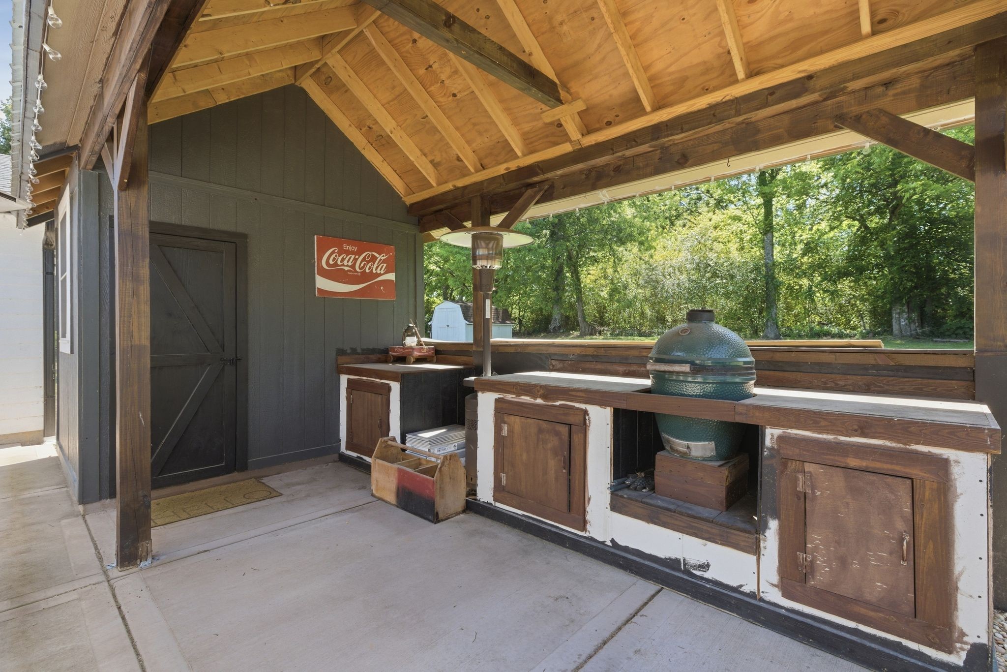 88 Riverbend Dr