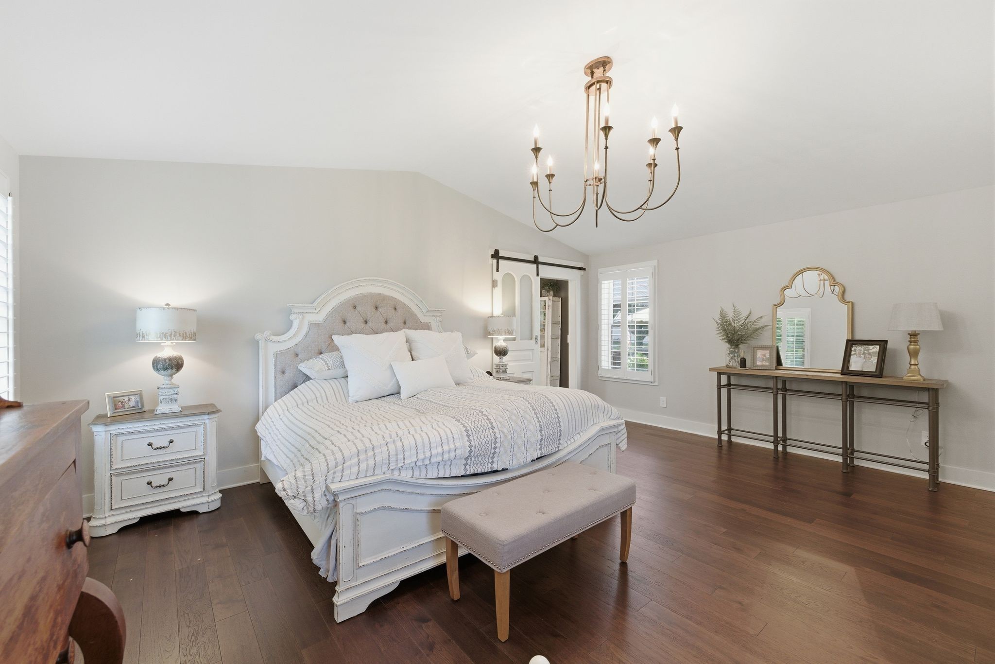 88 Riverbend Dr