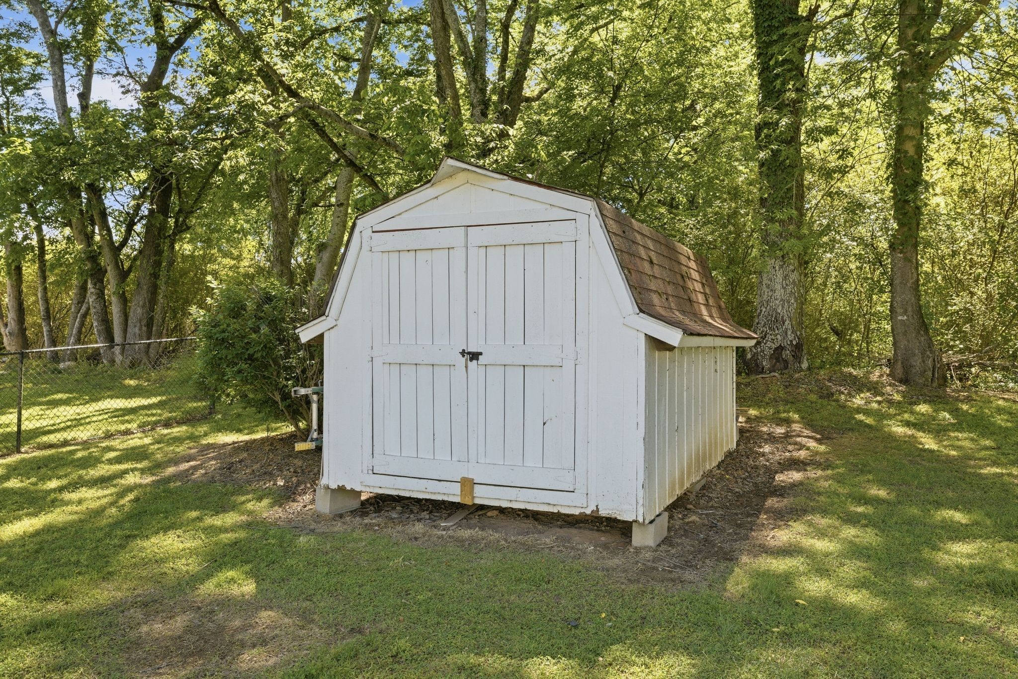 88 Riverbend Dr