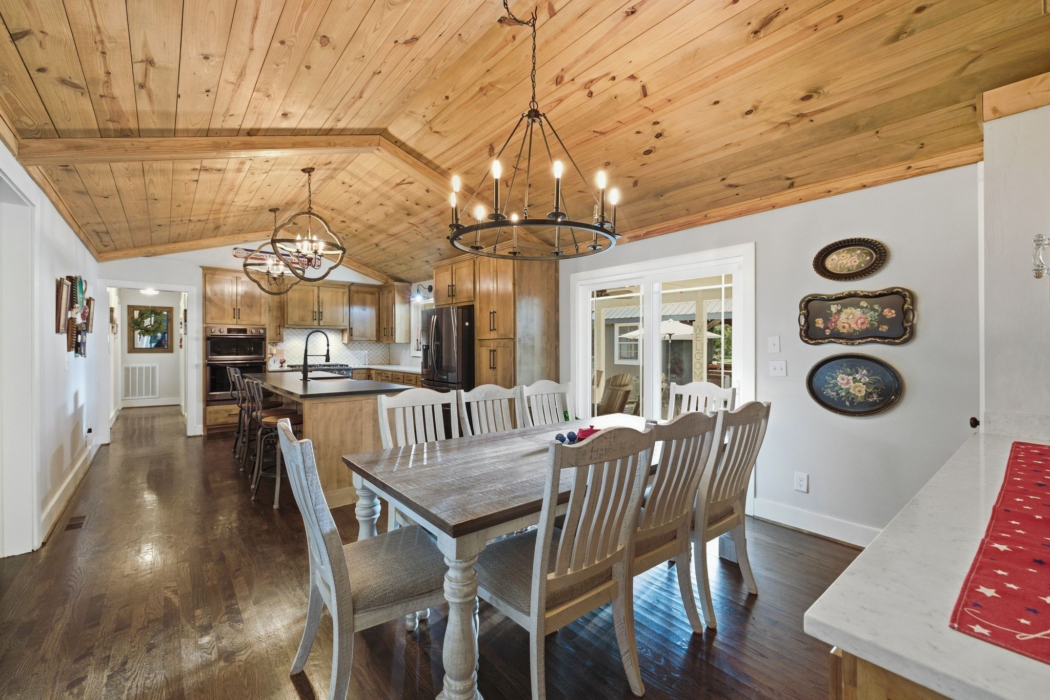 88 Riverbend Dr