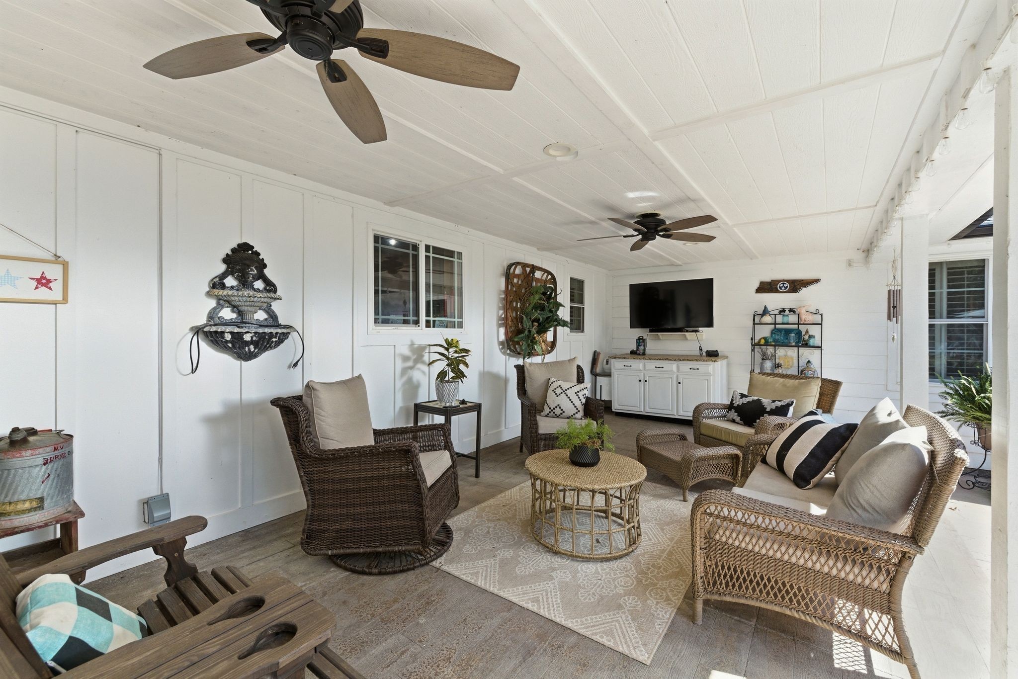 88 Riverbend Dr