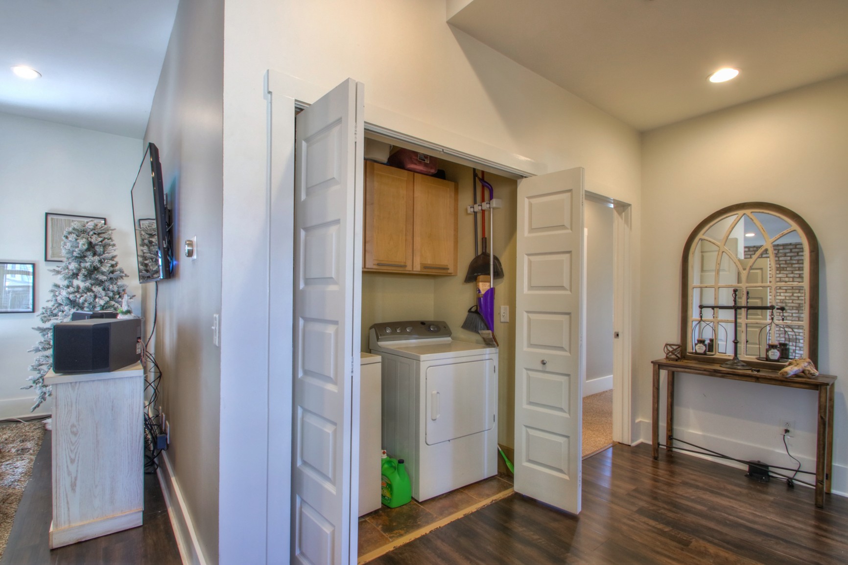 3204 Long Blvd Unit: 302