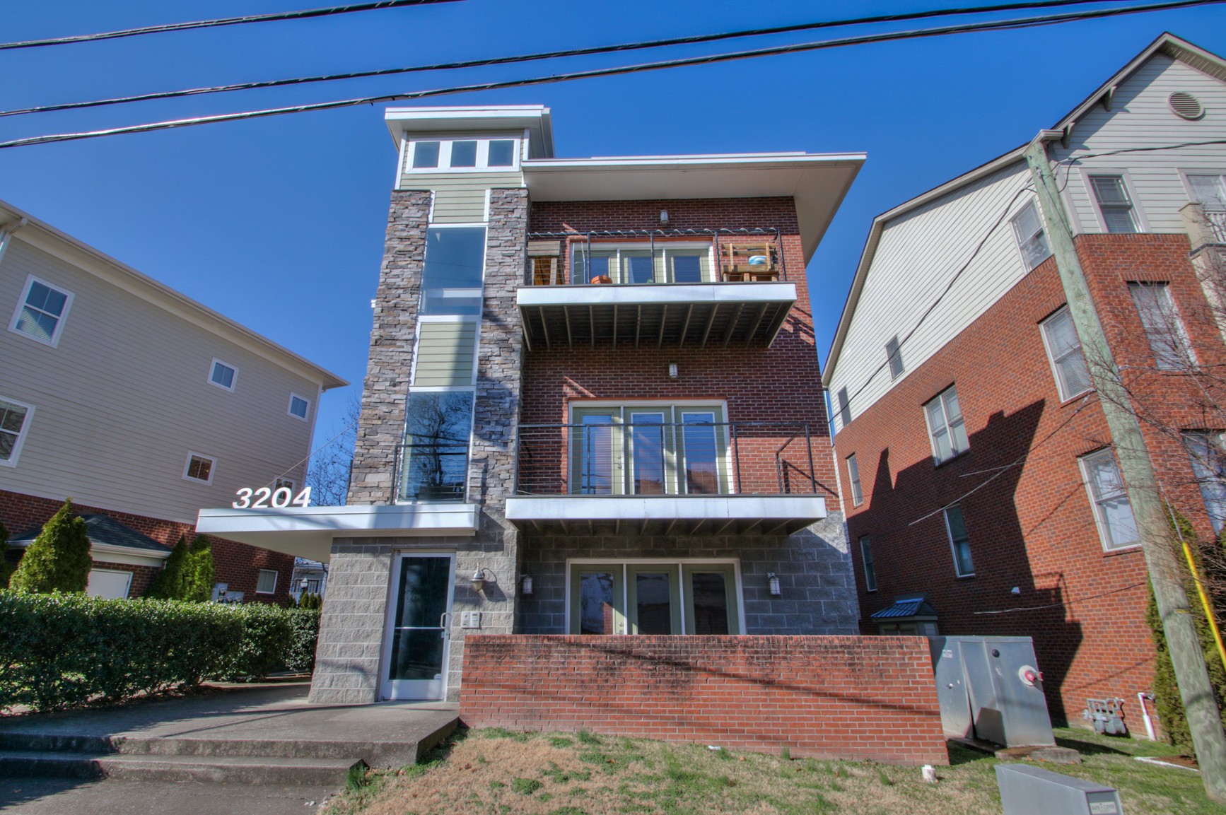 3204 Long Blvd Unit: 302
