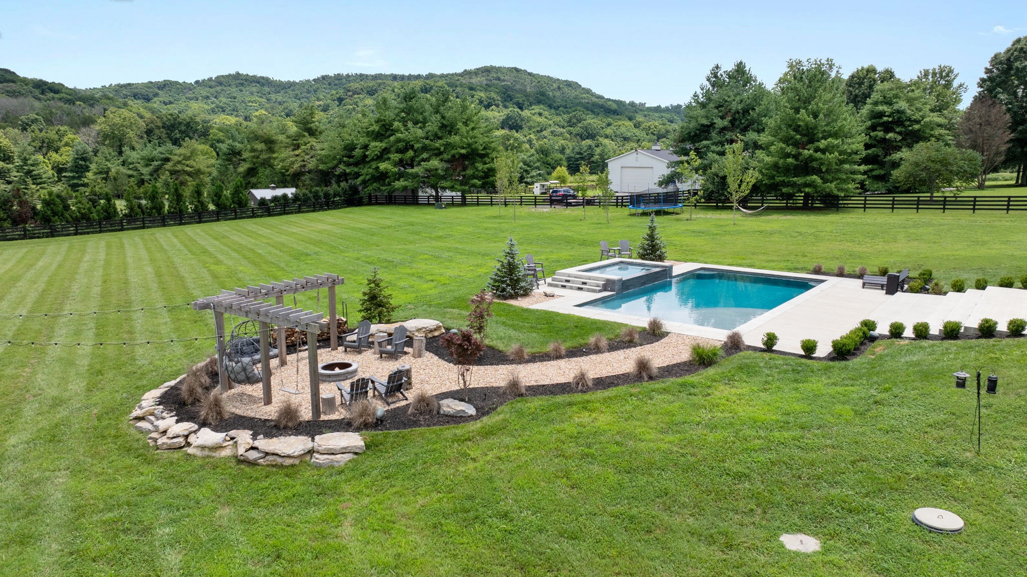 4334 Peytonsville Trinity Rd