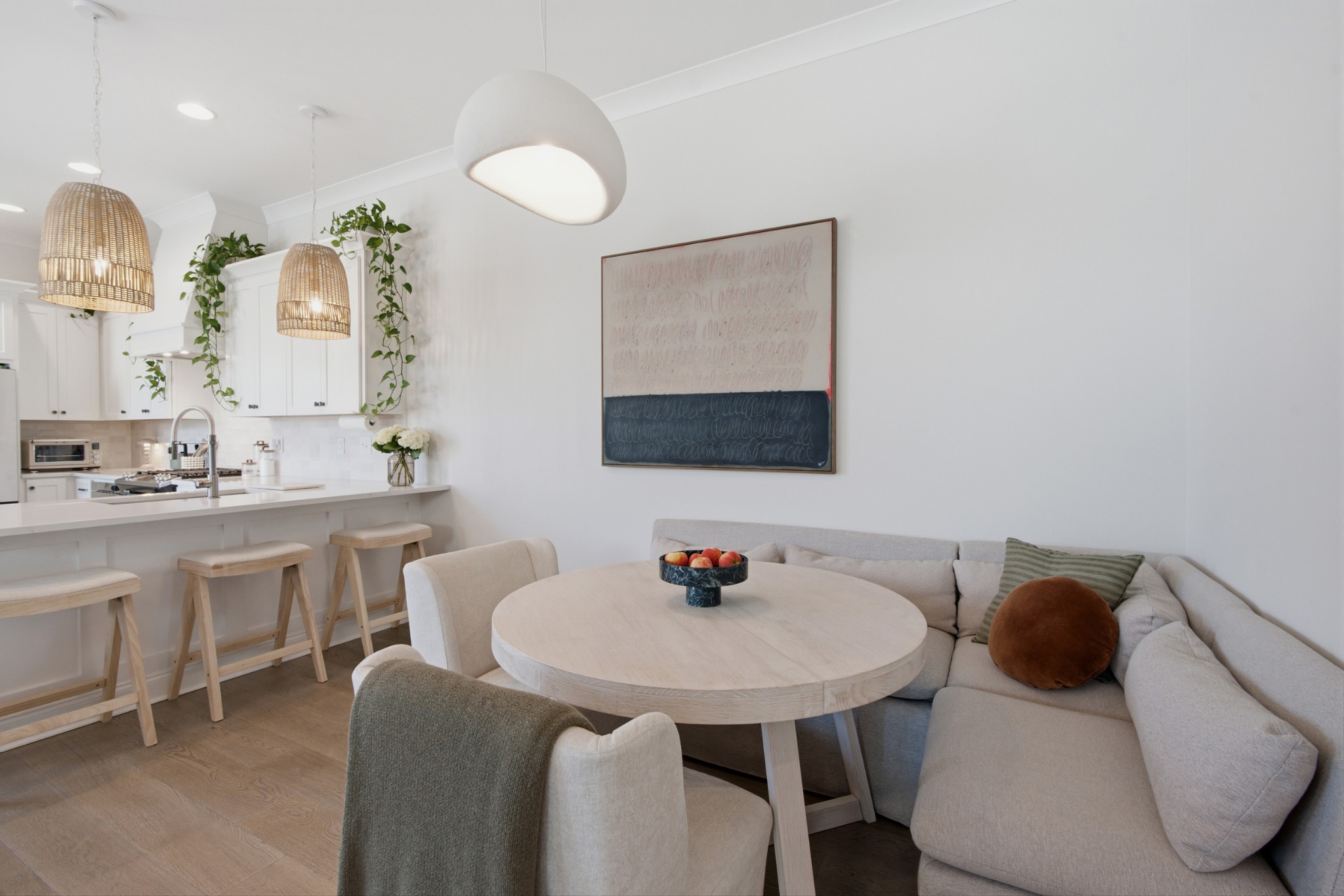 2085 Hollydale Aly