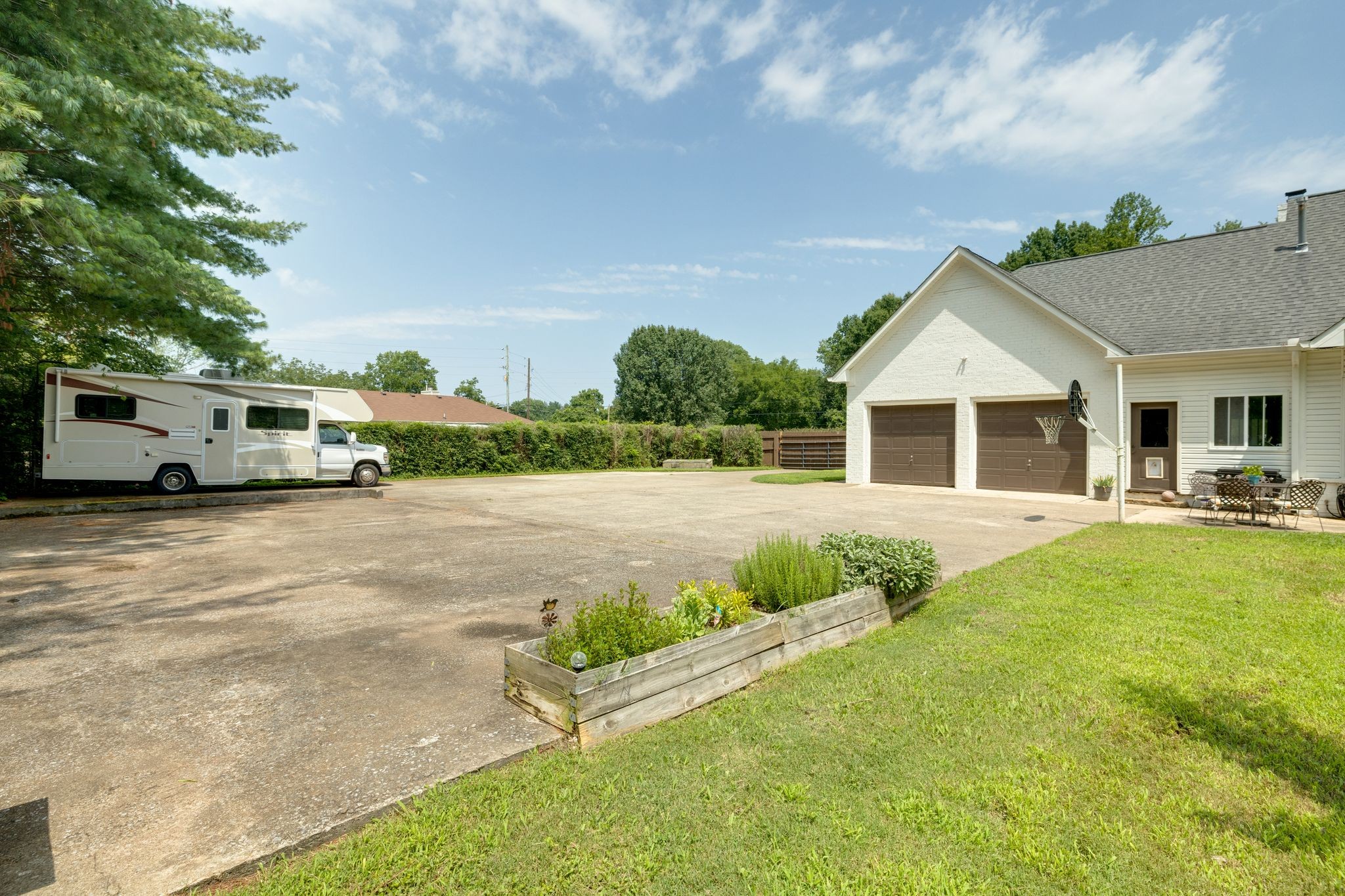 1181 Allen Rd