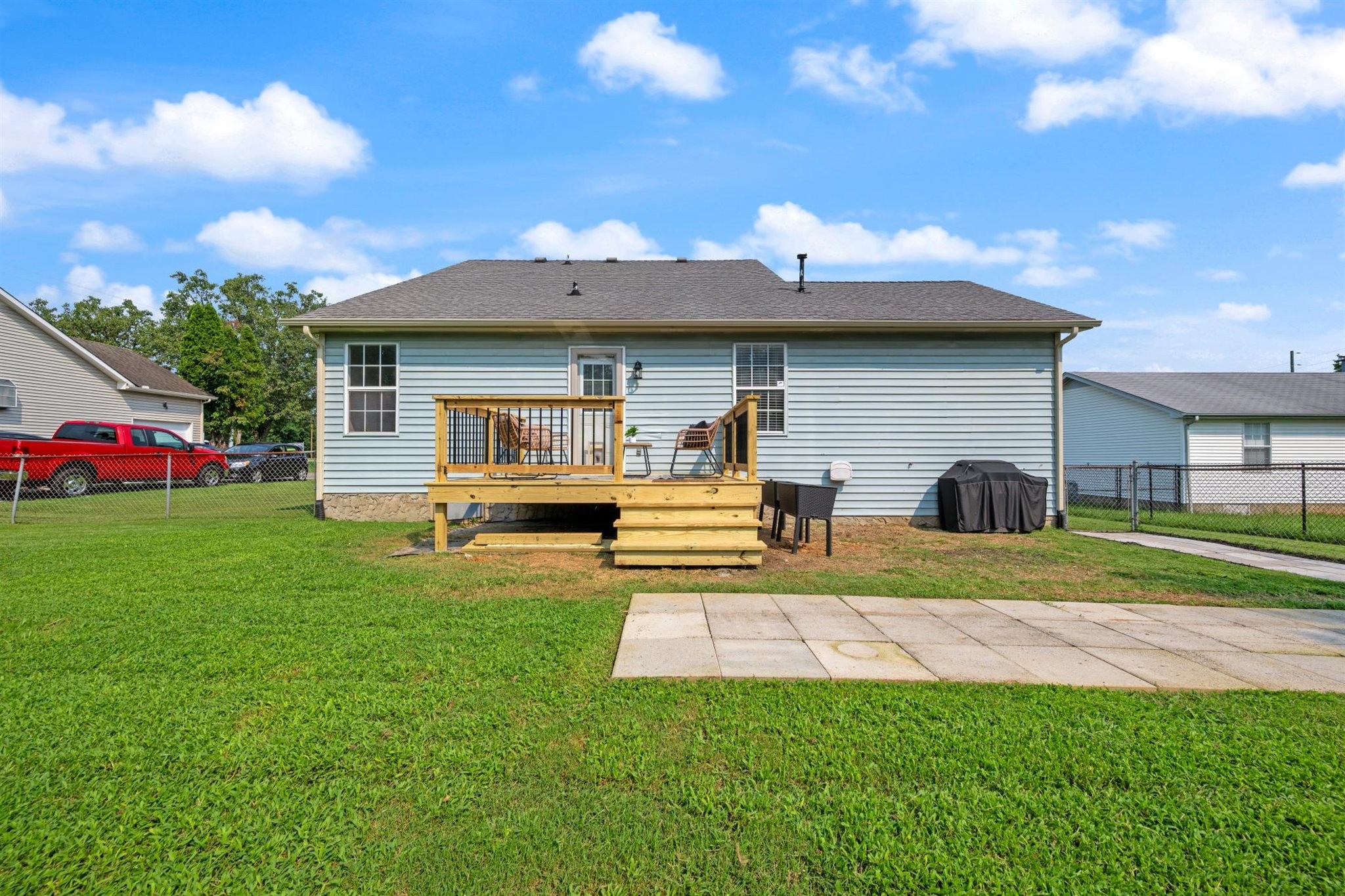 517 Noel Ln