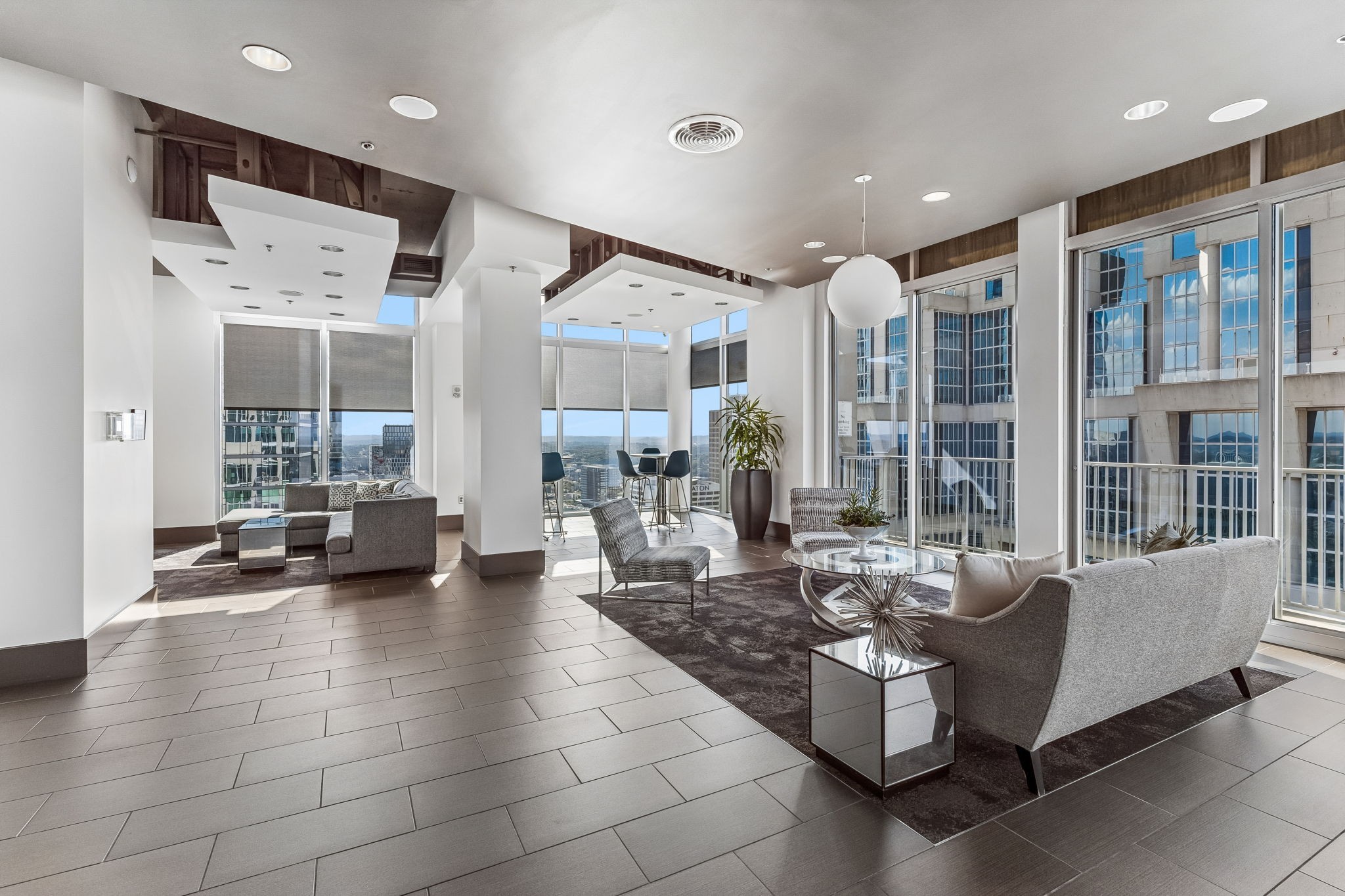 415 Church St Unit: 1103