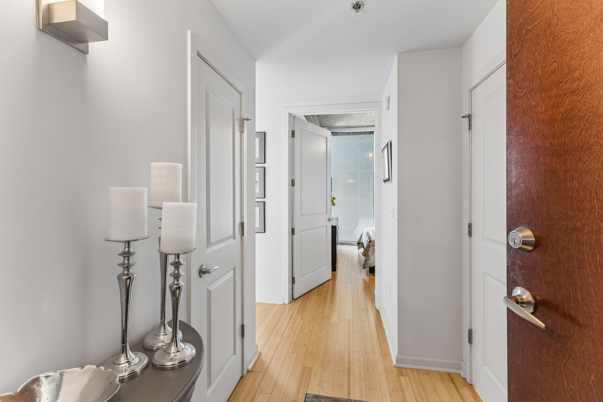 415 Church St Unit: 1103