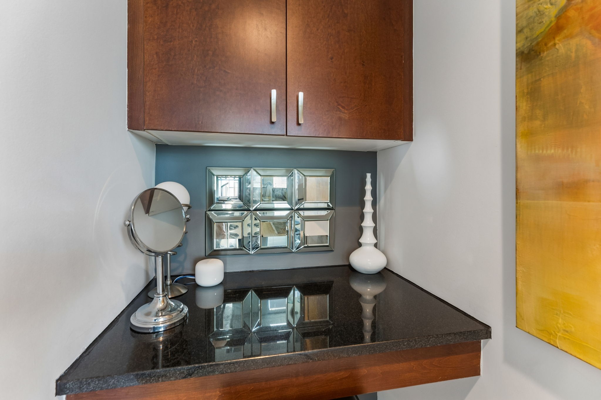 415 Church St Unit: 1103