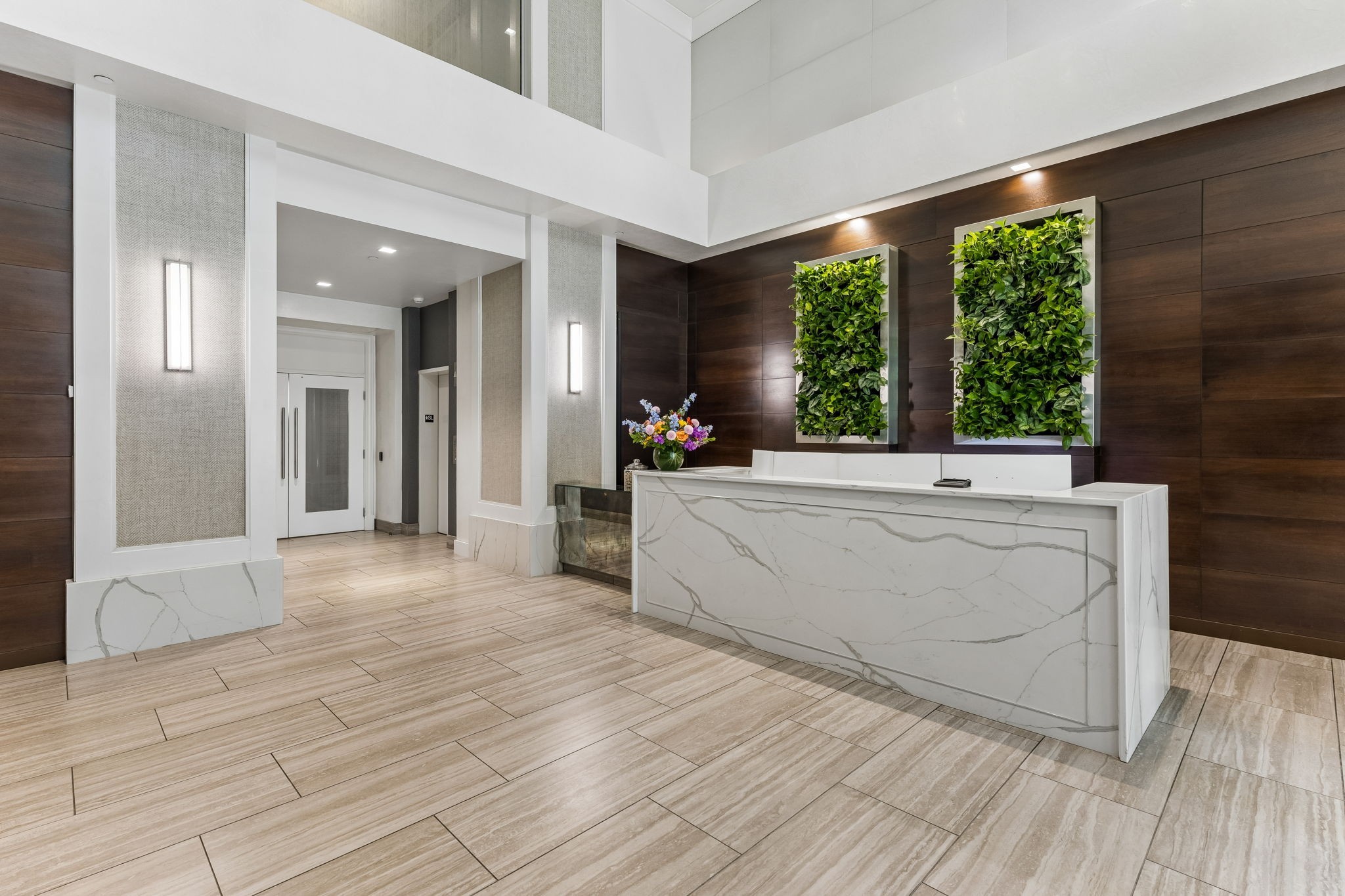 415 Church St Unit: 1103