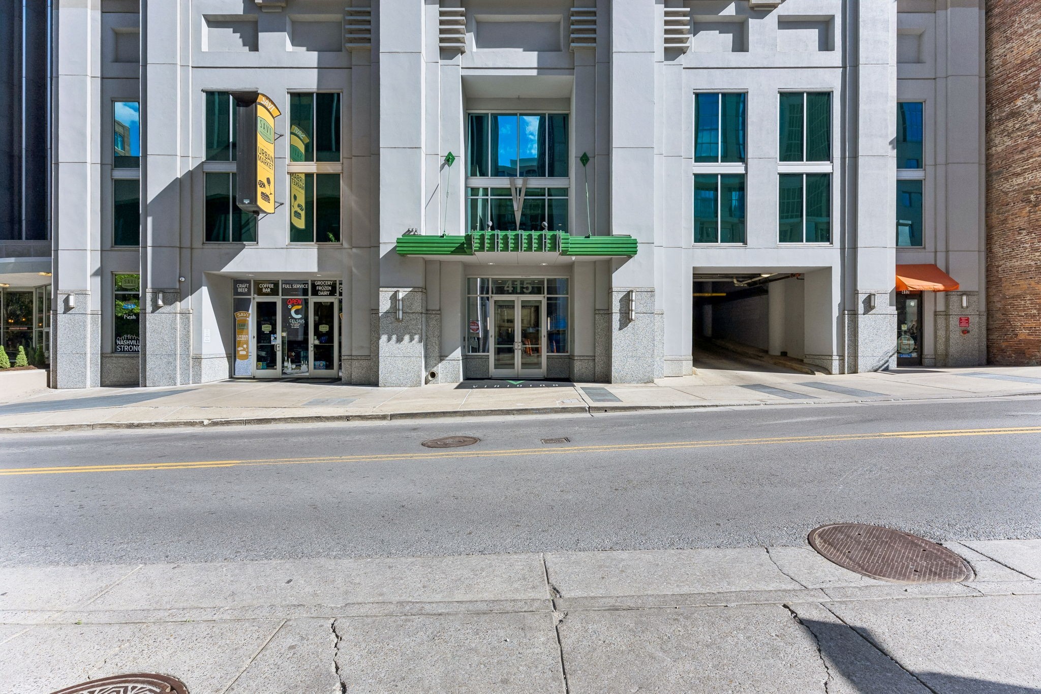 415 Church St Unit: 1103