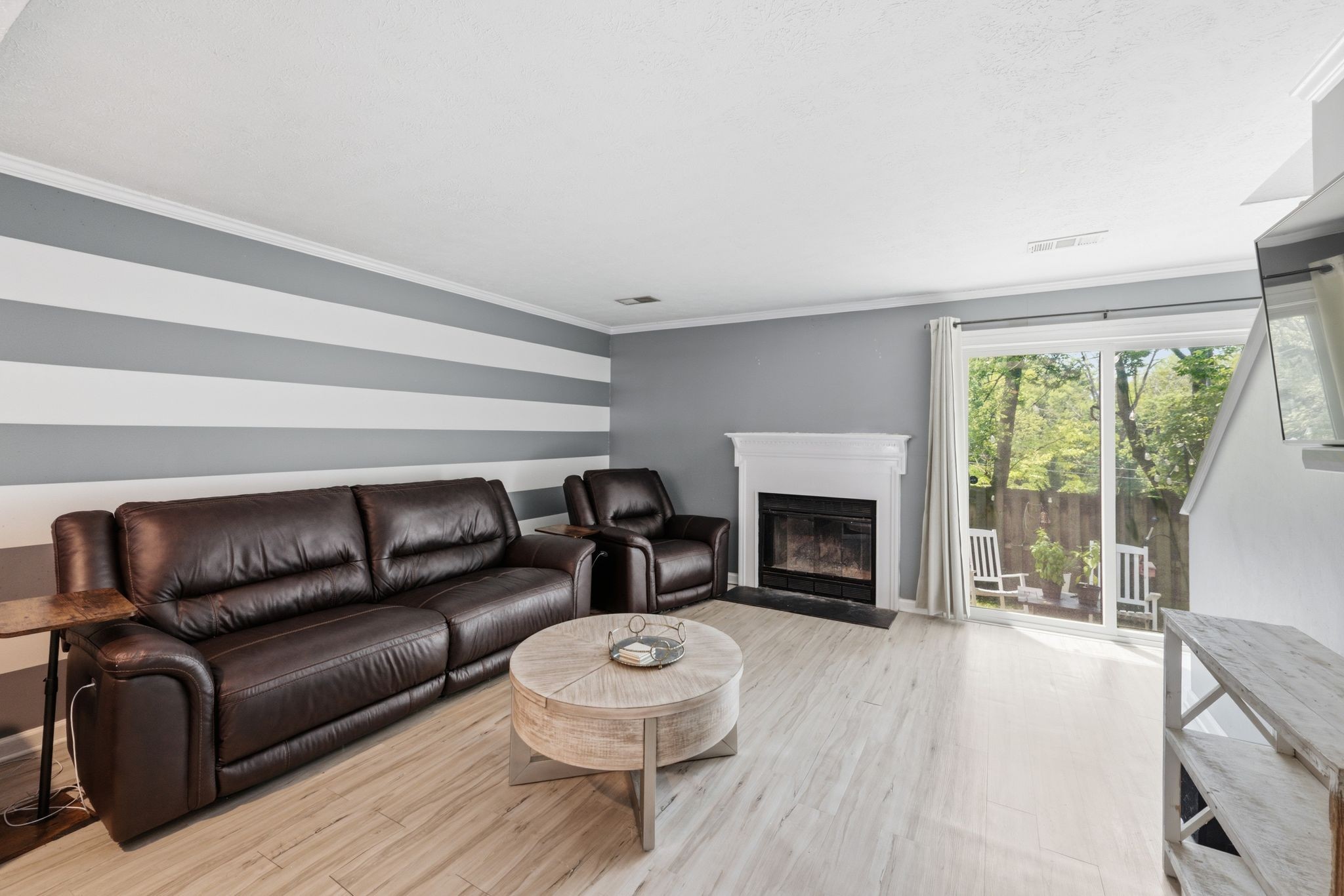 453 Claircrest Dr